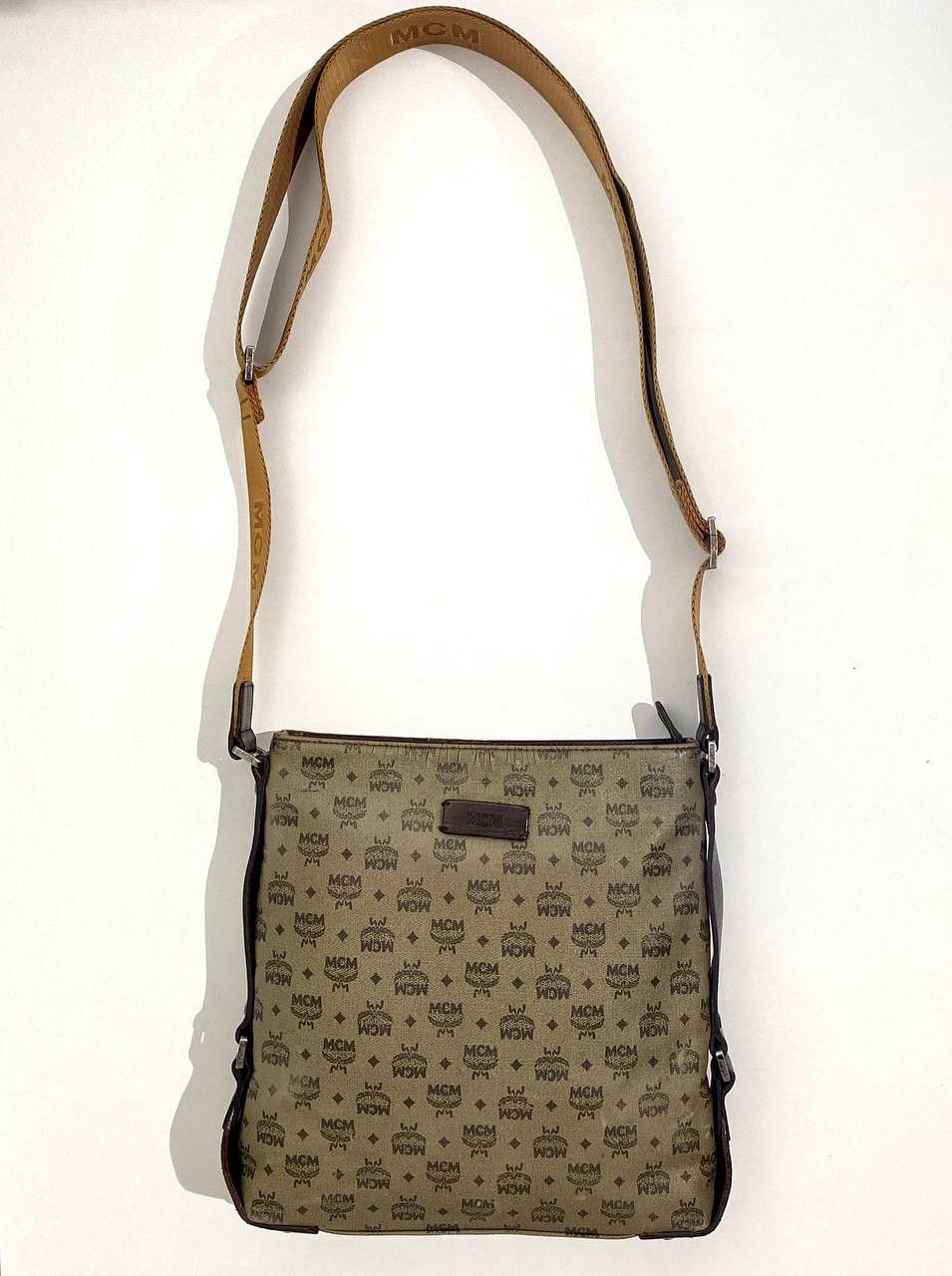 MCM MCM Logo Visetos Monogram Leather Cross Shoulder Bag Vintage Size ONE SIZE - 2 Thumbnail
