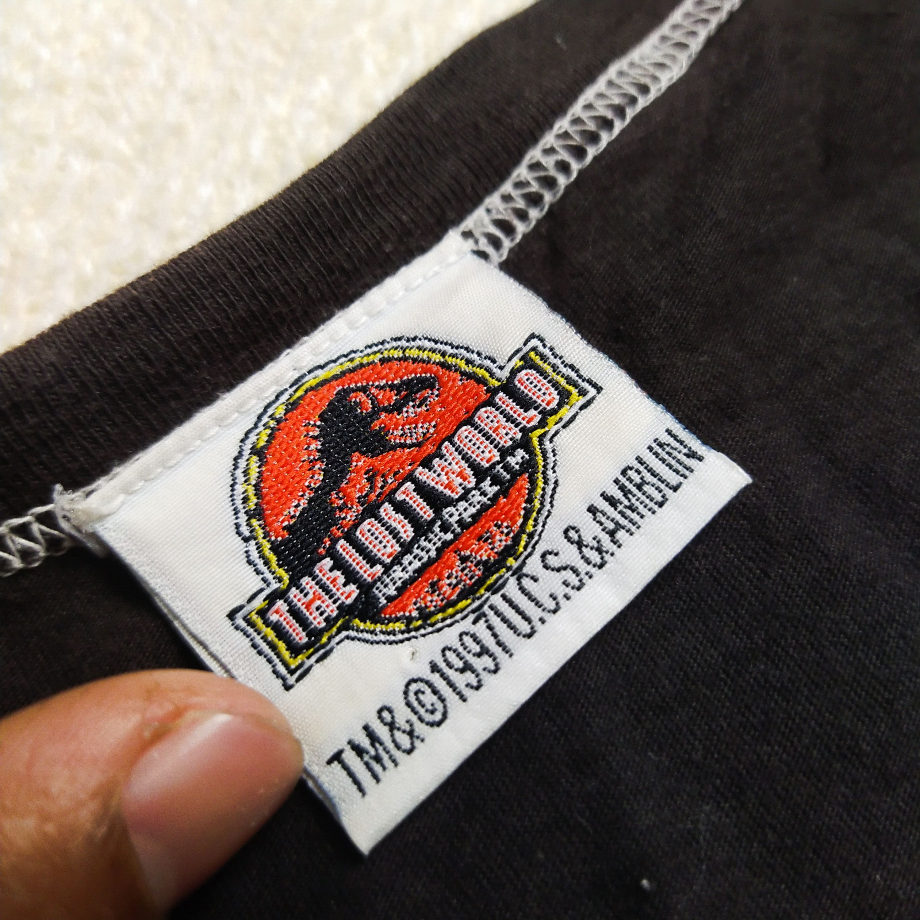 Vintage The Lost world x Jurasic Park ™ Size US M / EU 48-50 / 2 - 8 Thumbnail