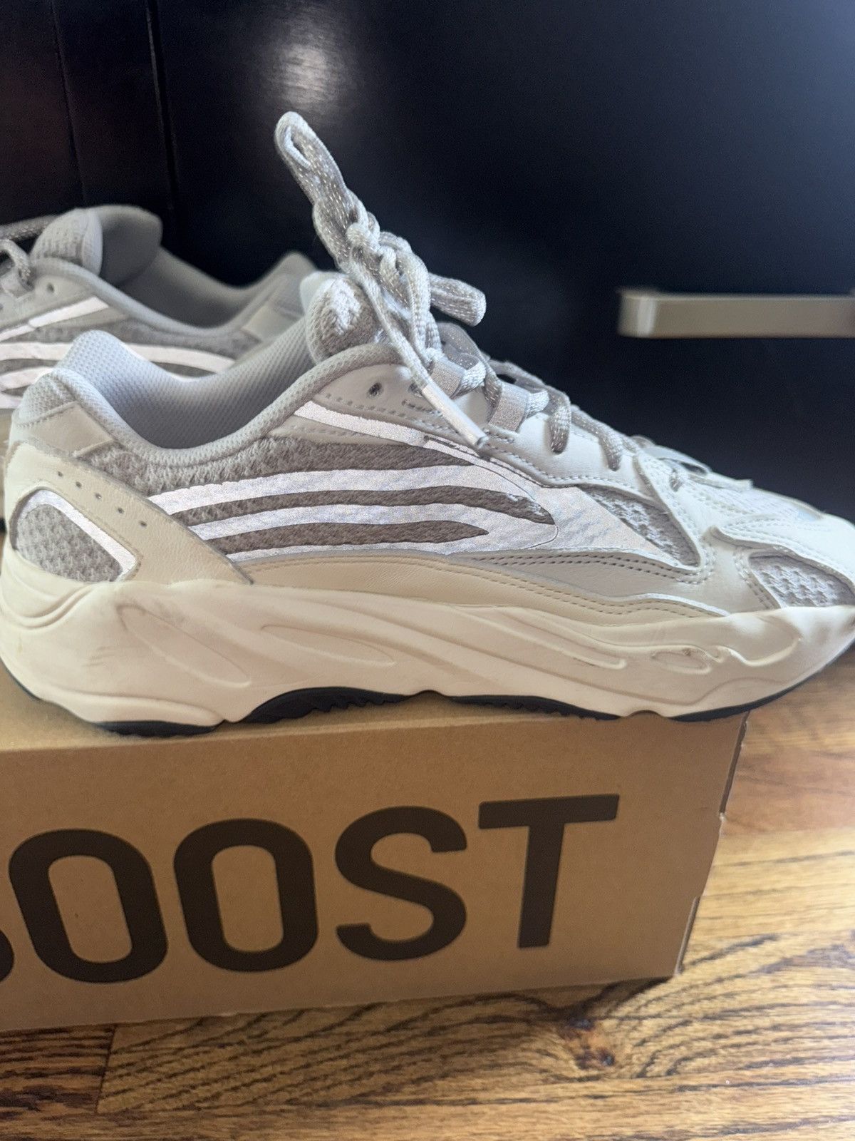 Adidas Adidas Yeezy 700 V2 'Static' Size US 10 / EU 43 - 3 Thumbnail