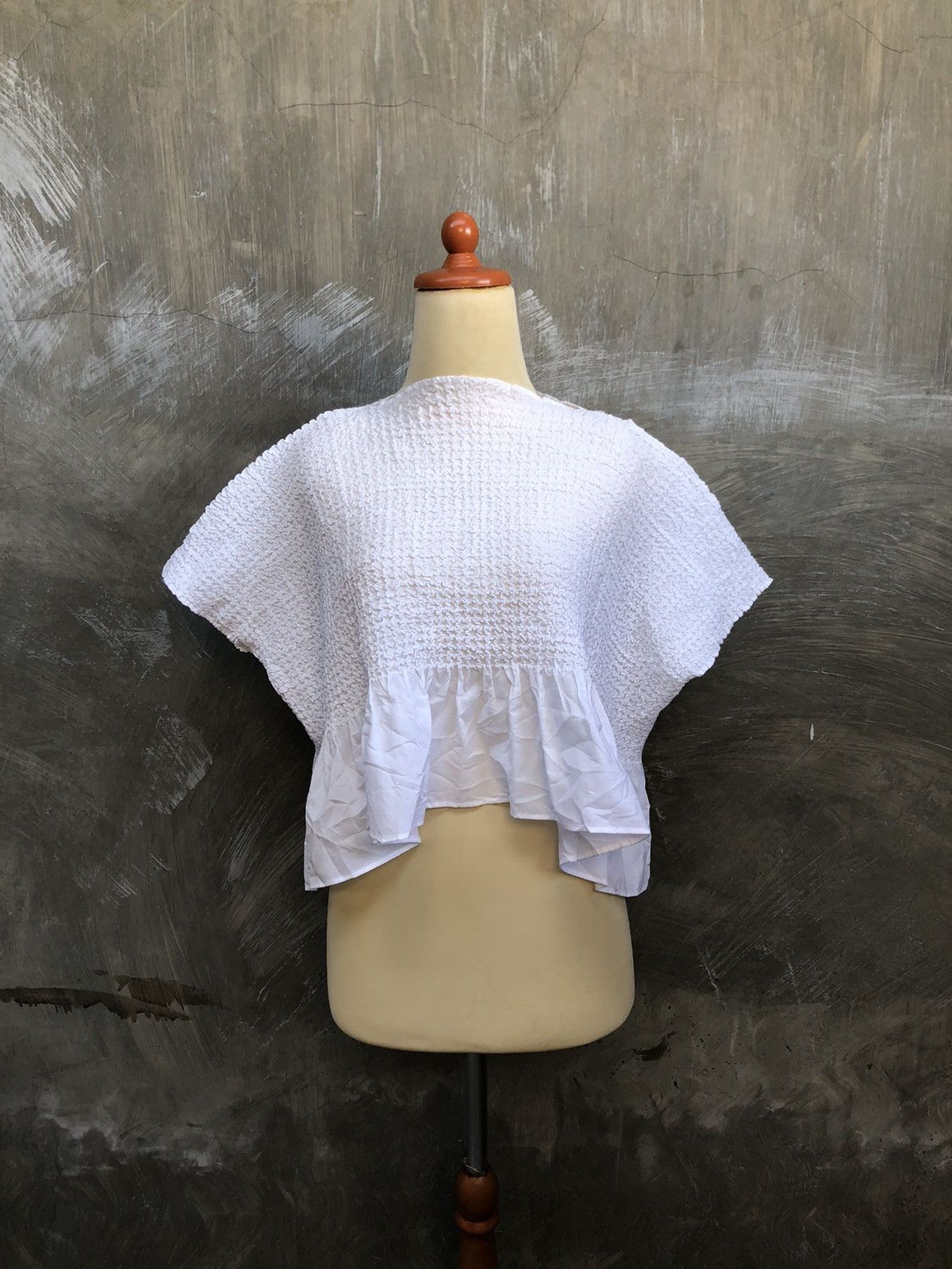 Issey Miyake × Japanese Brand × Pleats Please Issey Miyake Issey Miyake Crop Top Pleats Size M / US 6-8 / IT 42-44 - 5 Thumbnail