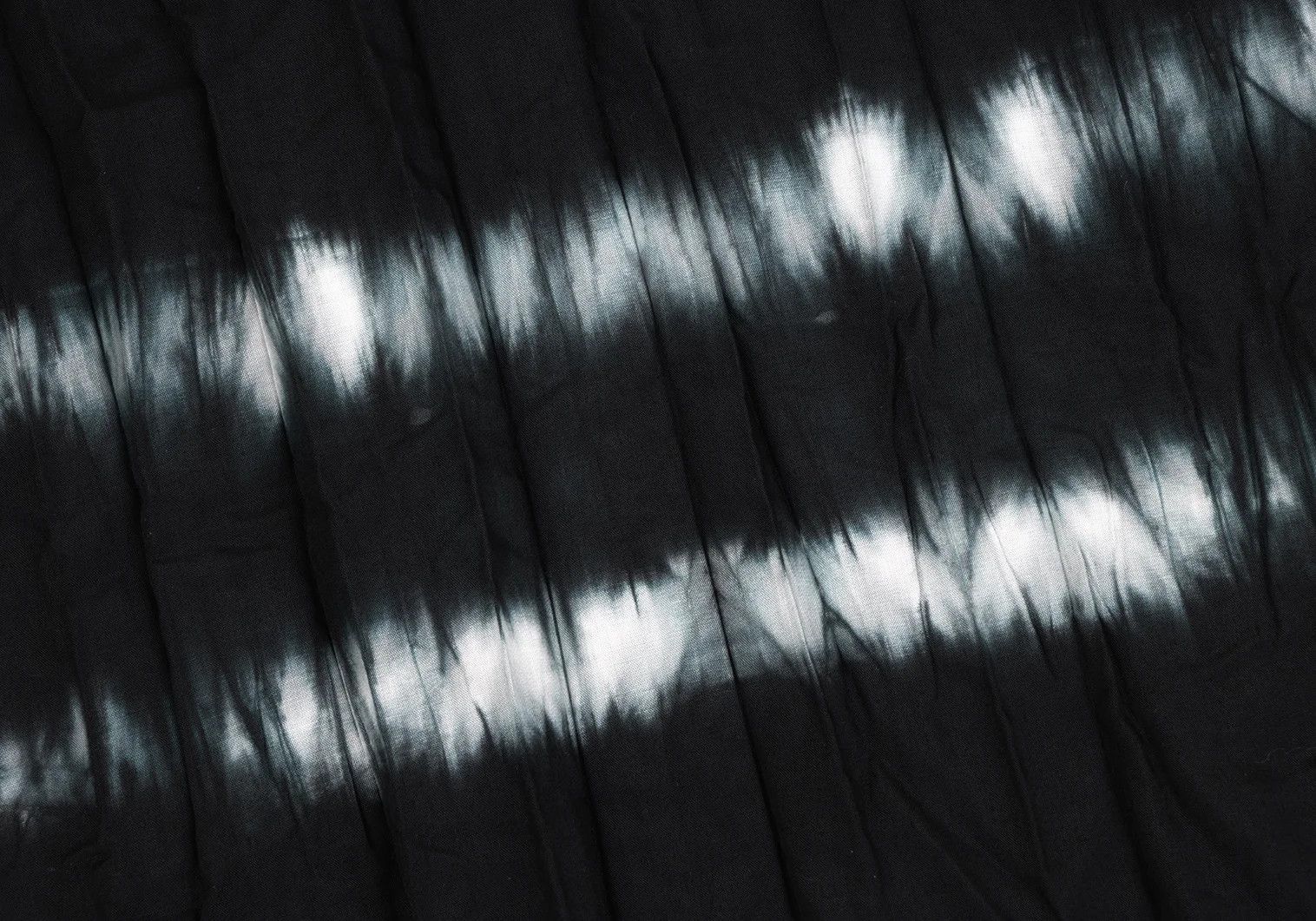 Issey Miyake Tie-Dye Pleated Shirt in Black, Blue, and White Size US S / EU 44-46 / 1 - 11 Thumbnail