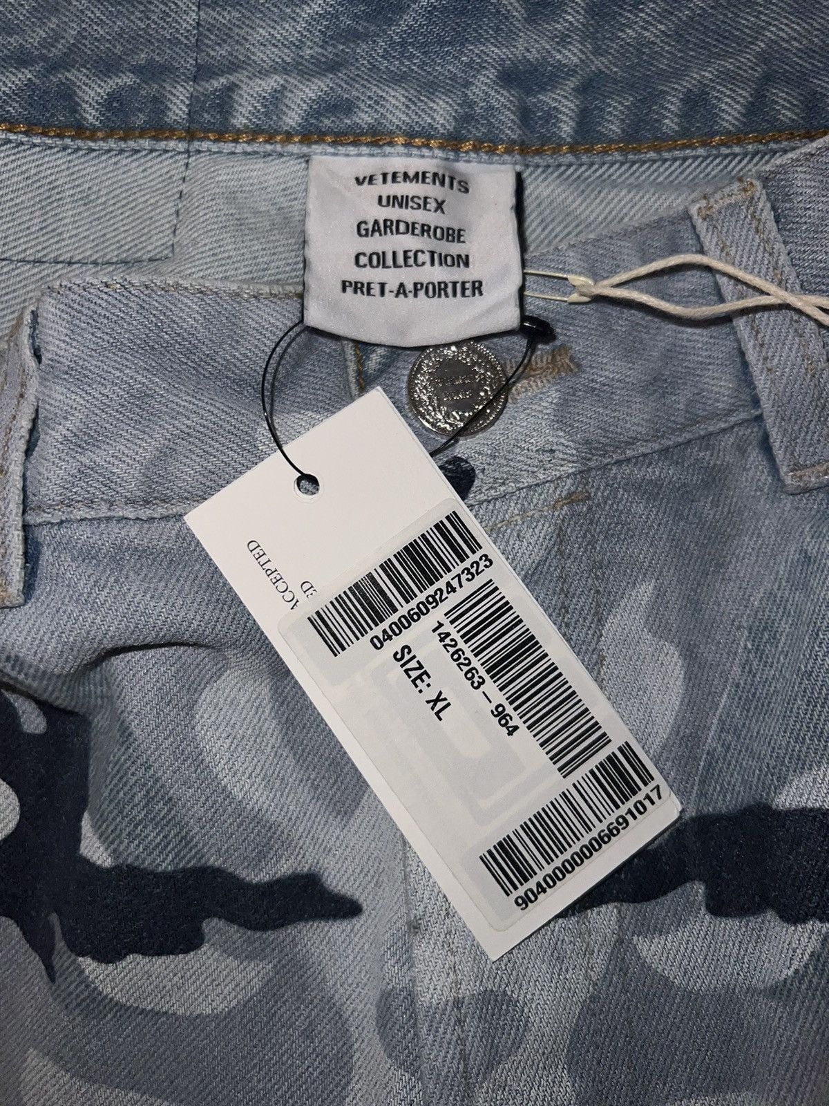 Vetements Camo Big Shape Jeans Size US 38 / EU 54 - 16 Thumbnail