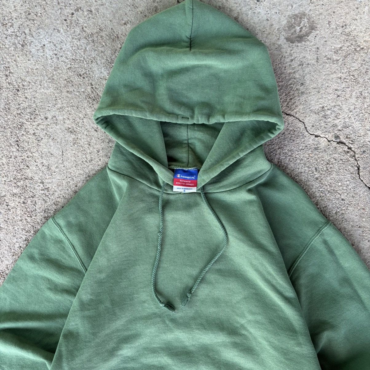 Champion Vintage Champion Green Hoodie 🥑 Size US S / EU 44-46 / 1 - 2 Thumbnail