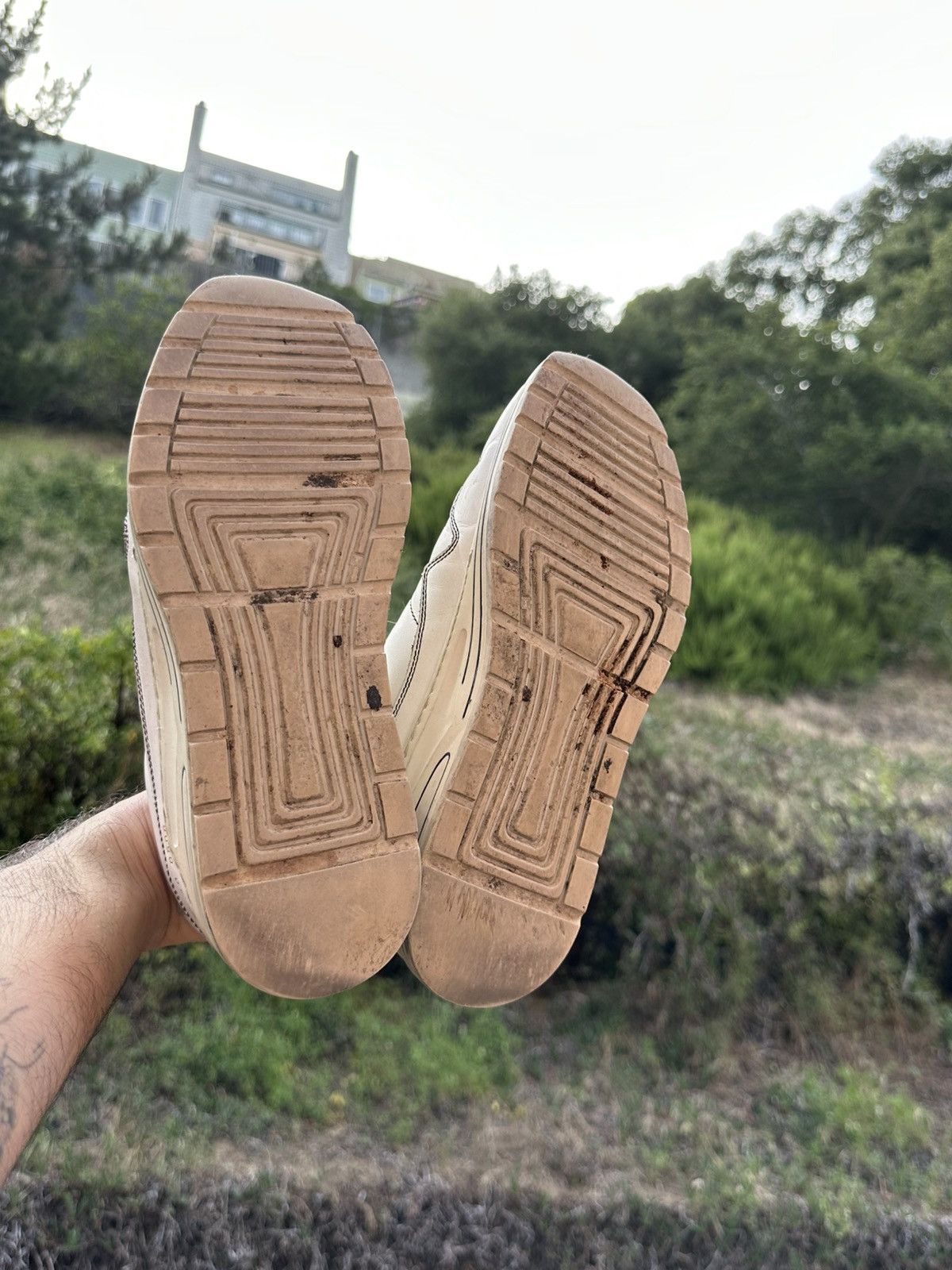 Common Projects RARE GRAIL Common Projects white leather bball low size 40 Size US 8 / EU 41 - 6 Thumbnail