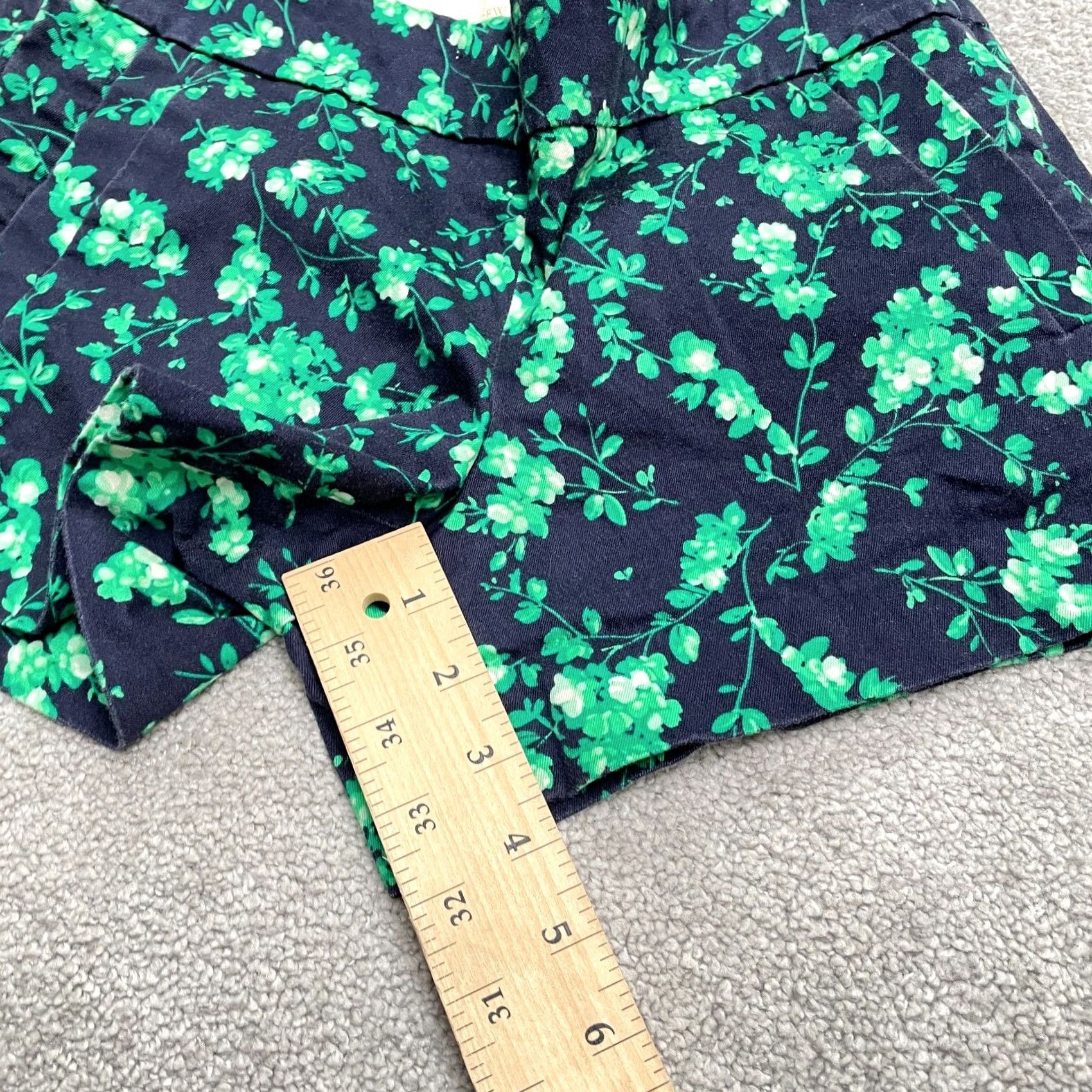 J.Crew J.CREW Stretch Floral Chino Shorts Womens 4 Blue Green Mid Rise Casual 30x3.5 Size 27" / US 4 / IT 40 - 7 Thumbnail