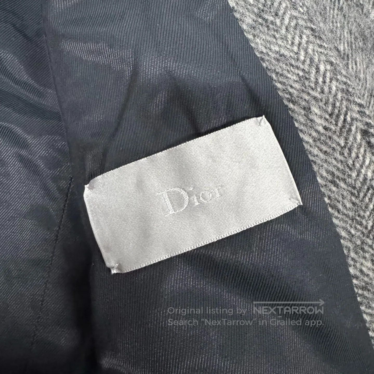 Dior Dior Double-row buttons; fishbone pattern; wool coat jacke Size US M / EU 48-50 / 2 - 5 Thumbnail