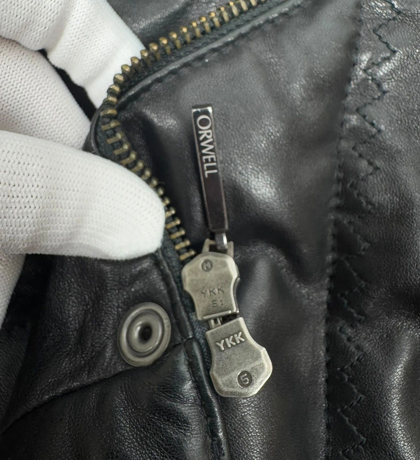 Orwell Genuine Leather Down Puffer Jacket Belted size M