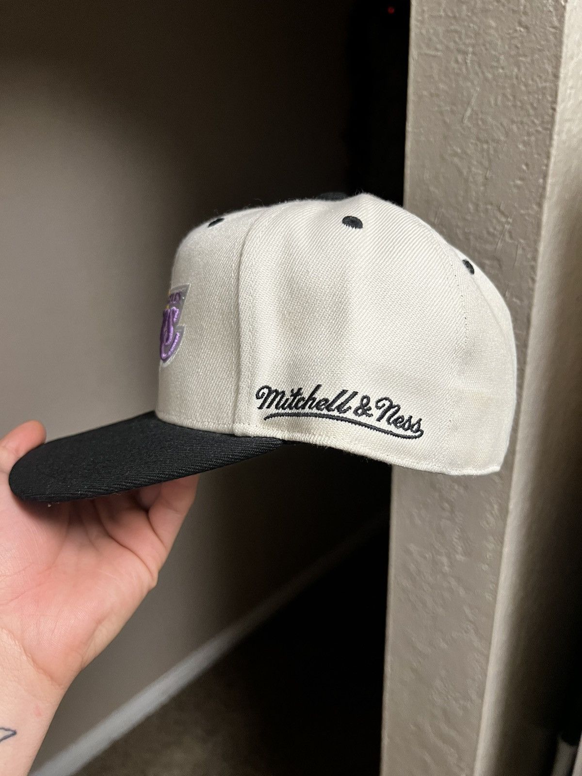 Mitchell & Ness Mitchell & Ness Lakers 2010 championship fitted Size ONE SIZE - 2 Thumbnail