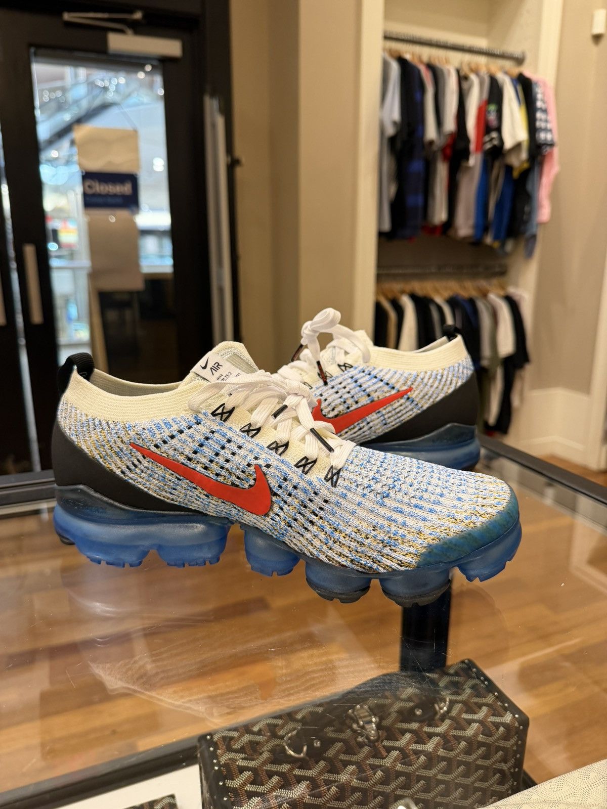 Nike Nike Air Vapormax Flyknit 3 ‘Photo Blue Club Gold’ Size US 9.5 / EU 42-43 - 4 Thumbnail
