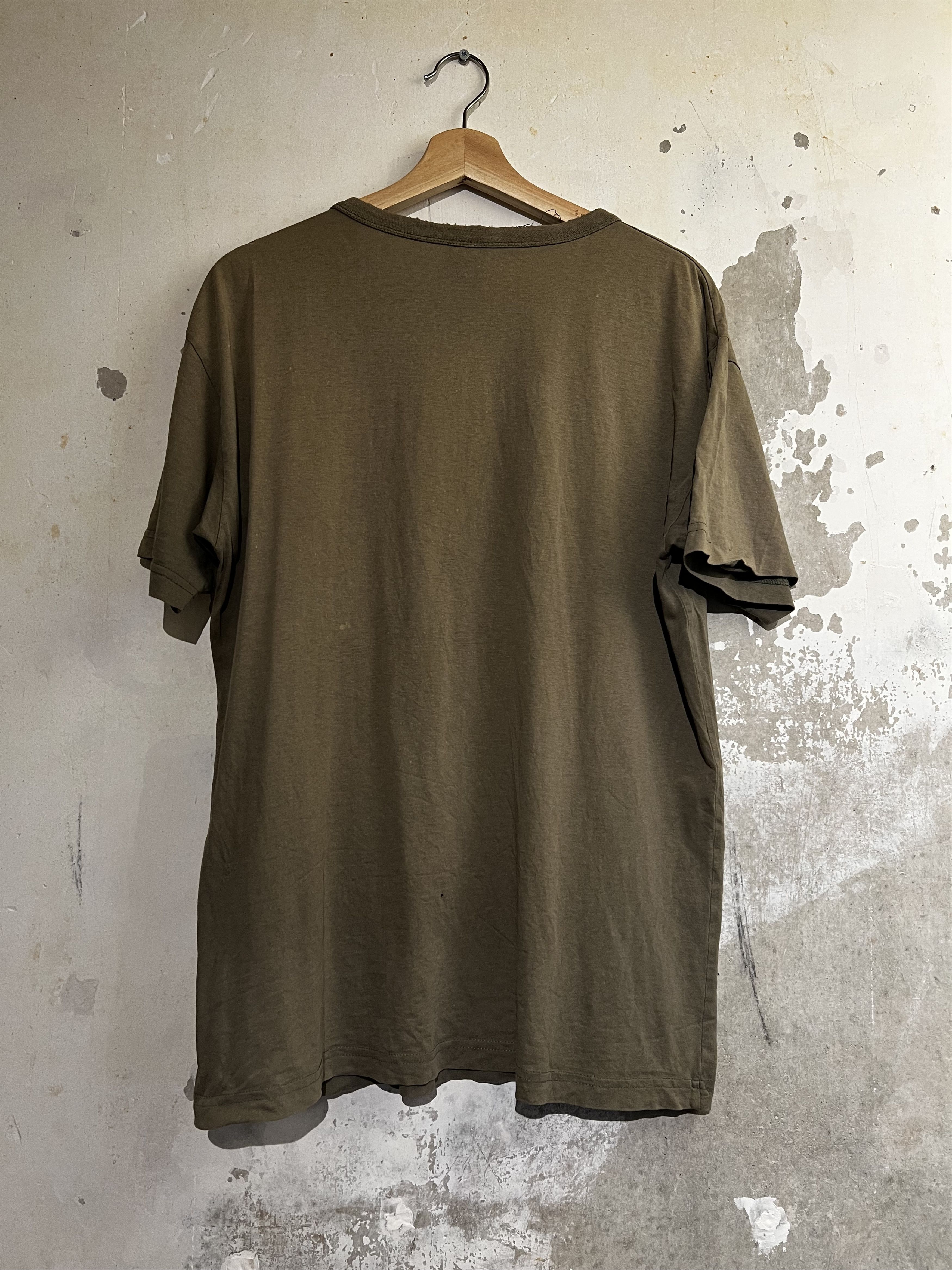 Vintage Vintage distressed Army War Shirt khaki Size US M / EU 48-50 / 2 - 2 Thumbnail