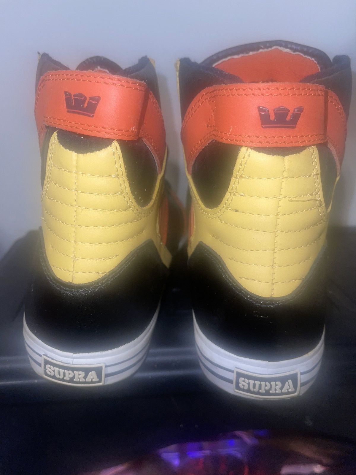 Supra RARE Golden State Supra Skytop 1s Size US 10 / EU 43 - 4 Thumbnail