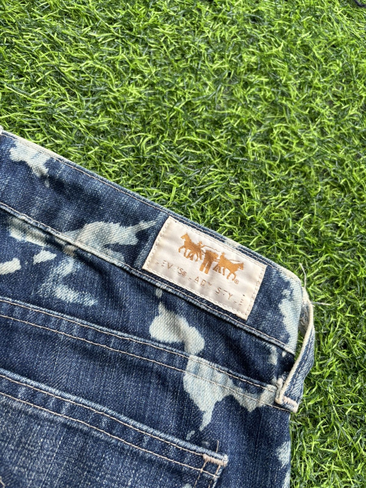 Hysteric Glamour Flare Levis Distressed denim Ifsixwasnine Lgb Style bootcut Size 28" / US 6 / IT 42 - 9 Thumbnail