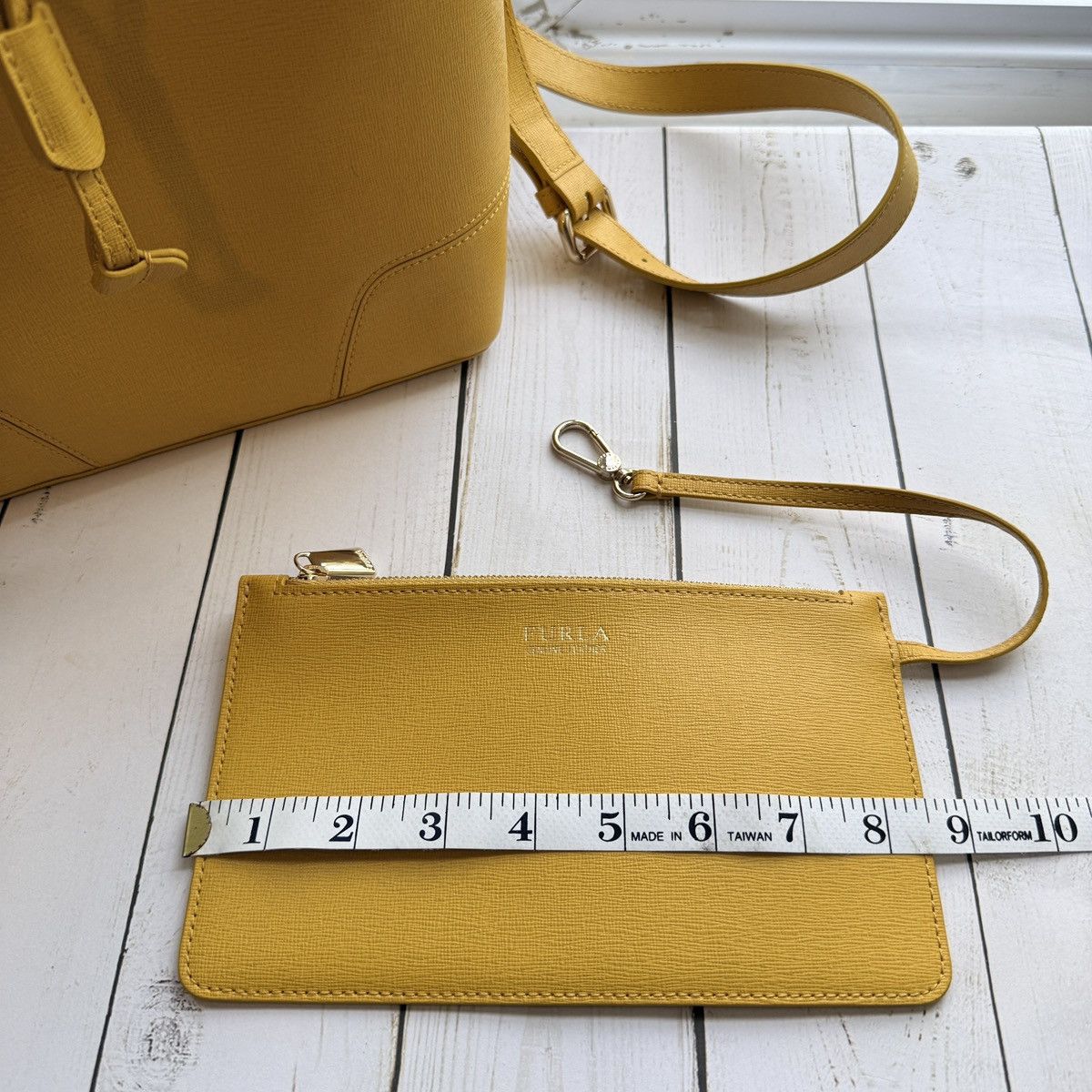 Furla Yellow Stacy S Bucket Bag with Detachable Pouch Size ONE SIZE - 12 Thumbnail