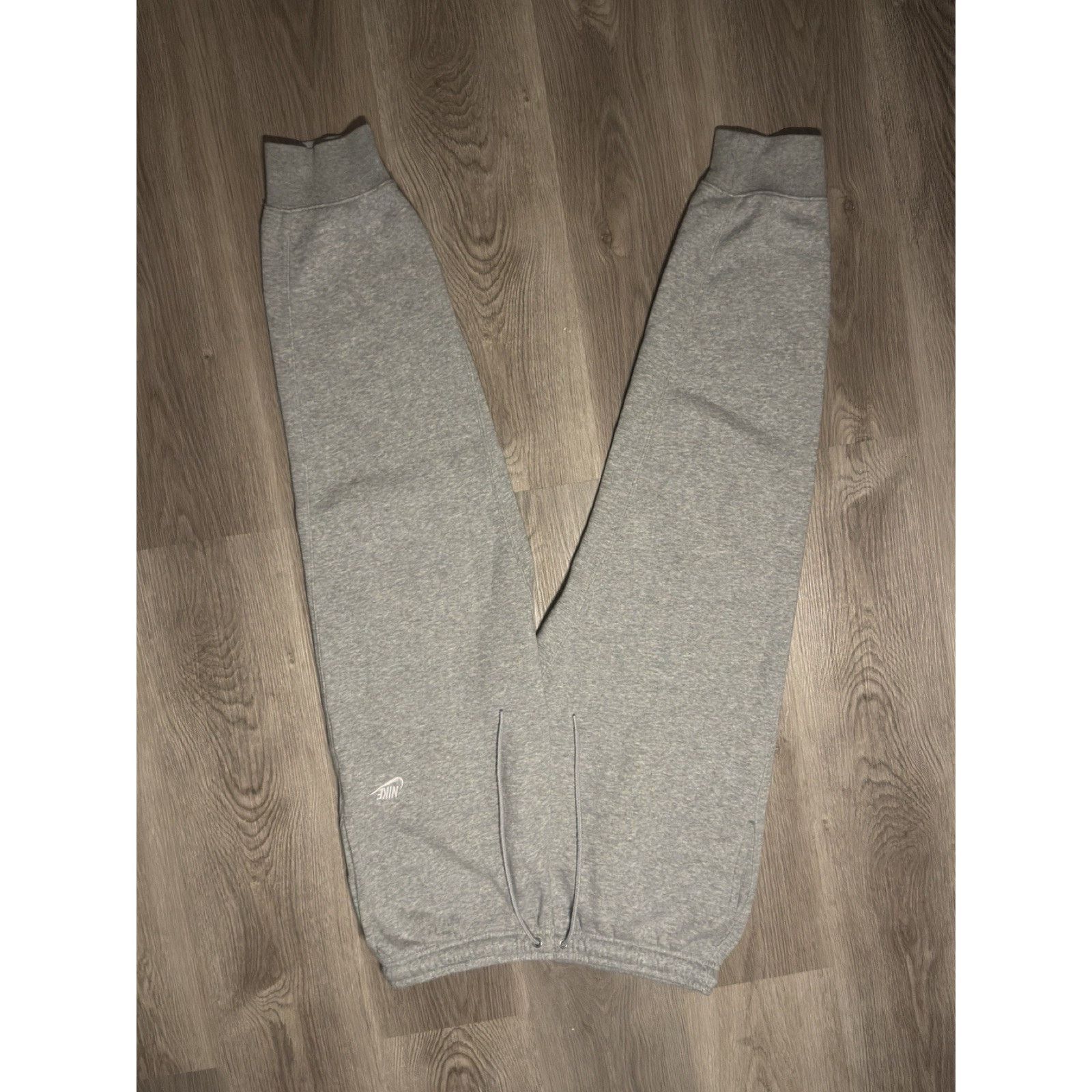 Nike Nike Men's Gray Sweatpants Tapered Pants (J27) Size US 30 / EU 46 - 5 Thumbnail