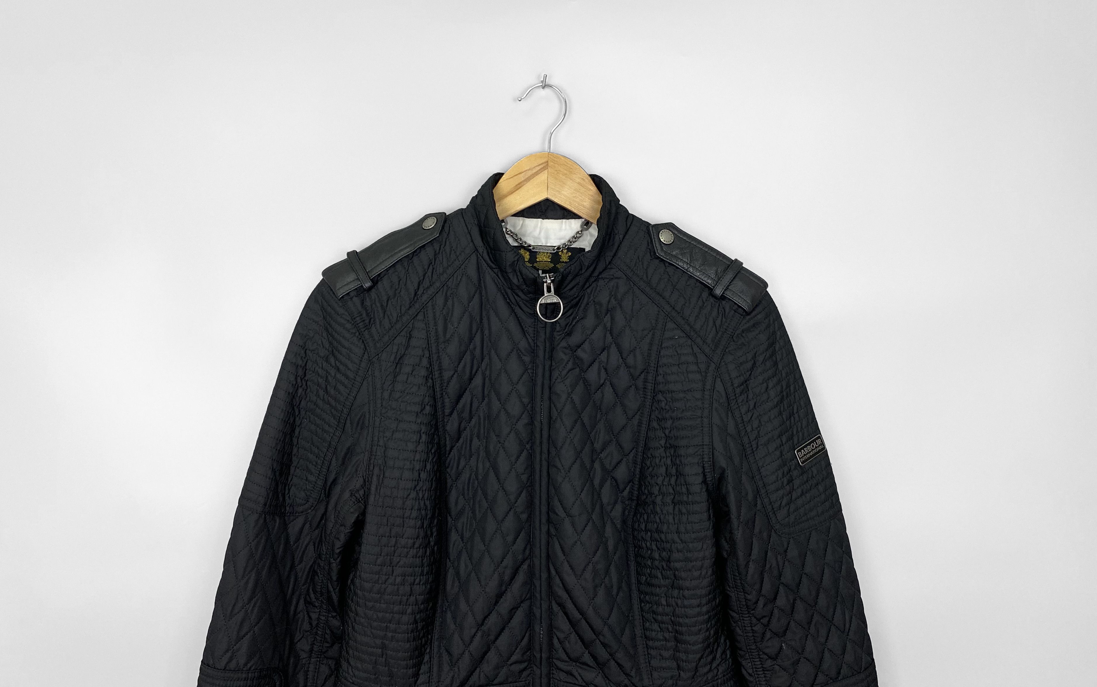 Barbour Barbour Black Streak International Extractor Quilt Jacket 