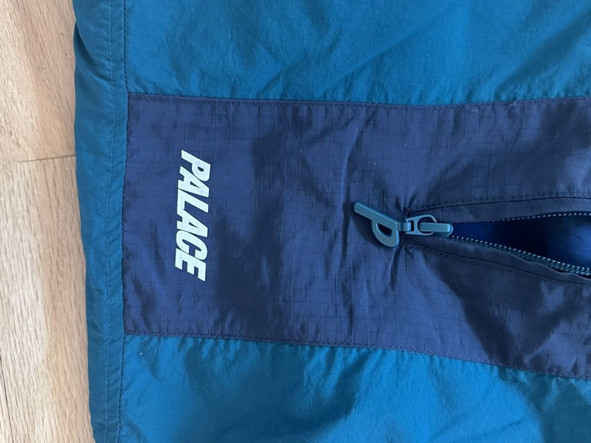 Palace 2017 Palace Hi Grade shell top - brand new Size US XL / EU 56 / 4 - 5 Thumbnail