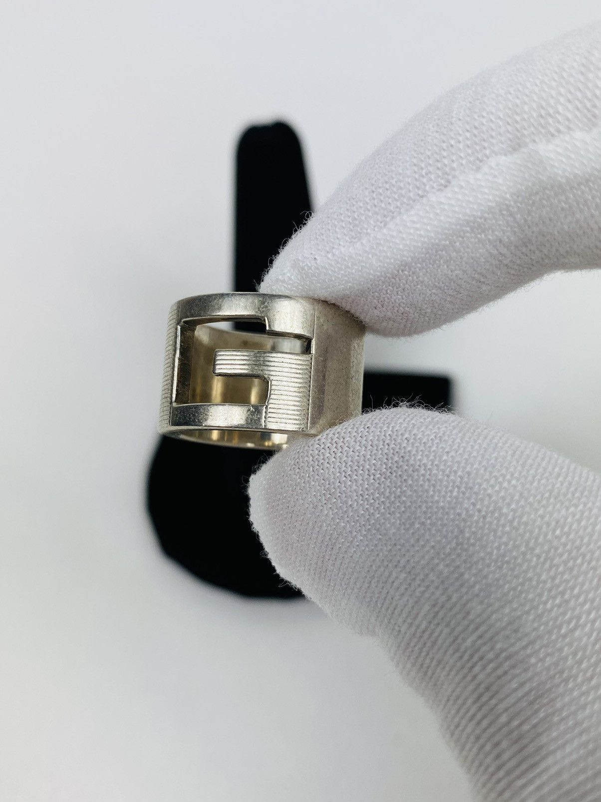 Gucci Gucci .925 Silver G Ring size IT 8 Size ONE SIZE - 2 Thumbnail