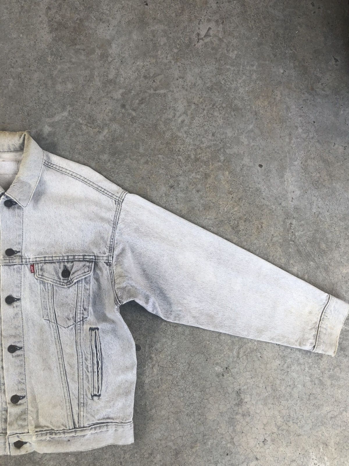 Levi's Vintage 80’s Levis Denim Jacket Distressed Size US L / EU 52-54 / 3 - 4 Thumbnail