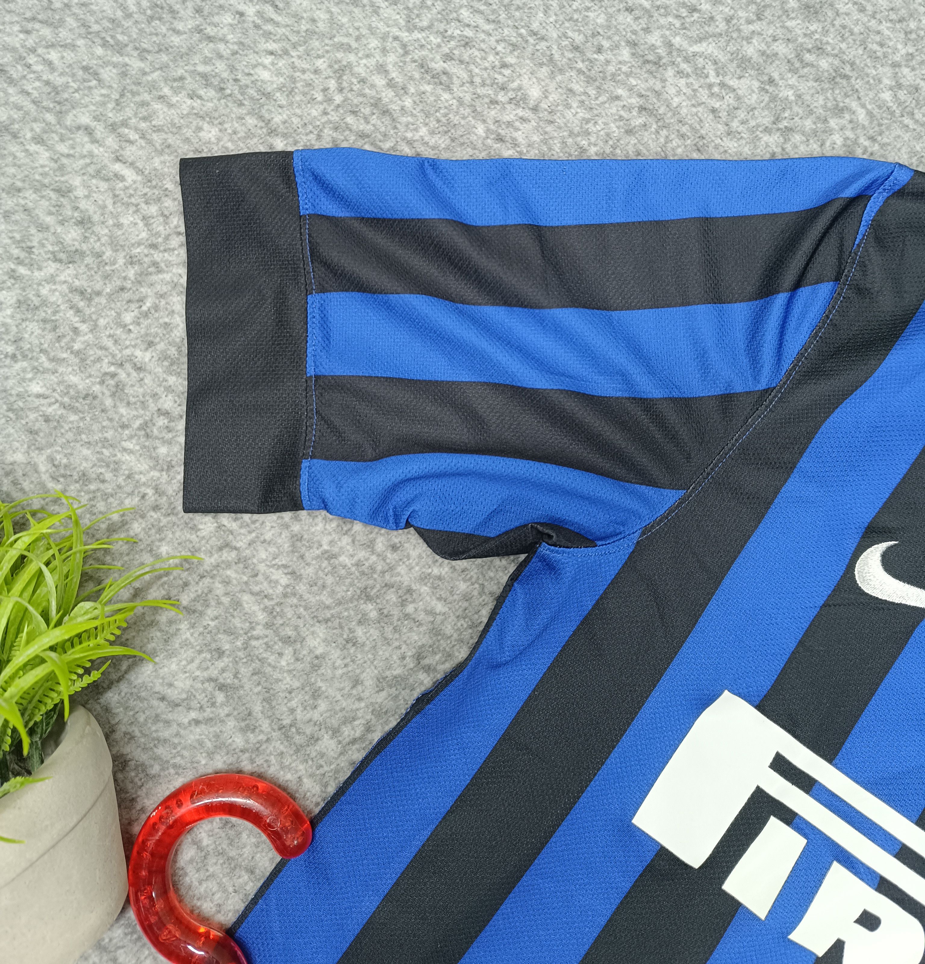 Nike Inter Milan Shirt 2011 2012 Blue Home Nike Football Soccer Size US M / EU 48-50 / 2 - 4 Thumbnail