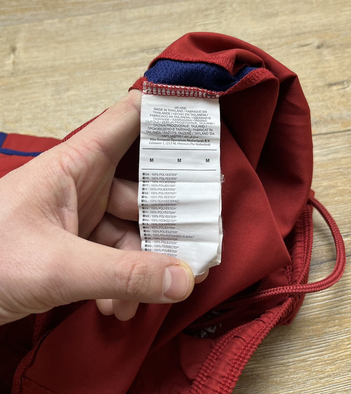 Nike VINTAGE NIKE BARCELONA SHORTS Size US 32 / EU 48 - 10 Thumbnail