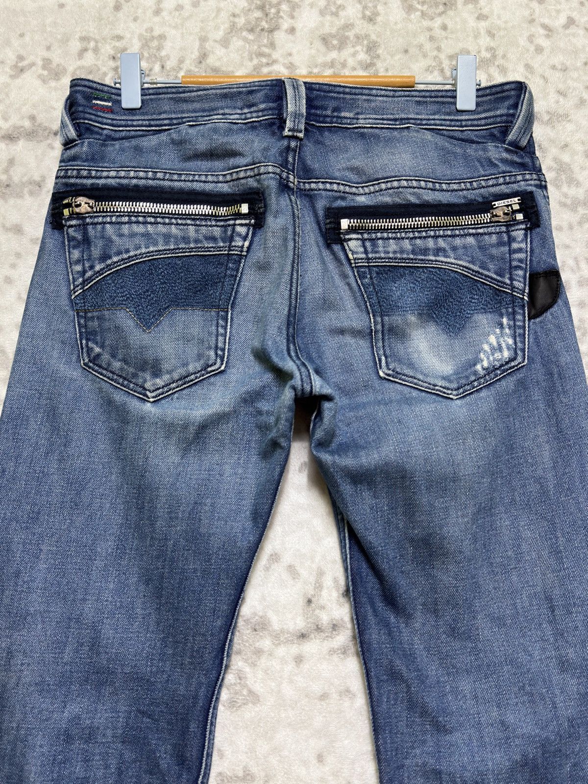 Diesel Diesel Slammer Blue Distressed Zipper Back Pocket Jeans Men Size US 31 - 10 Thumbnail