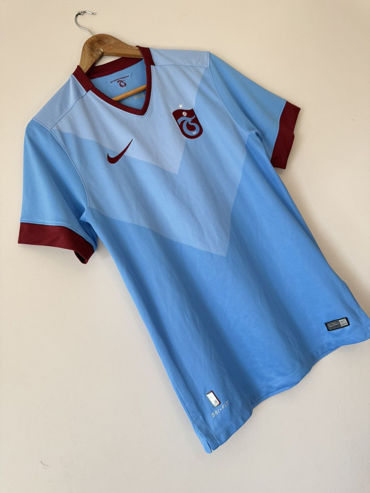 Nike Trabzonspor 2014-2015 Third Soccer Jersey Nike Shirt Kit Size US S / EU 44-46 / 1 - 4 Thumbnail