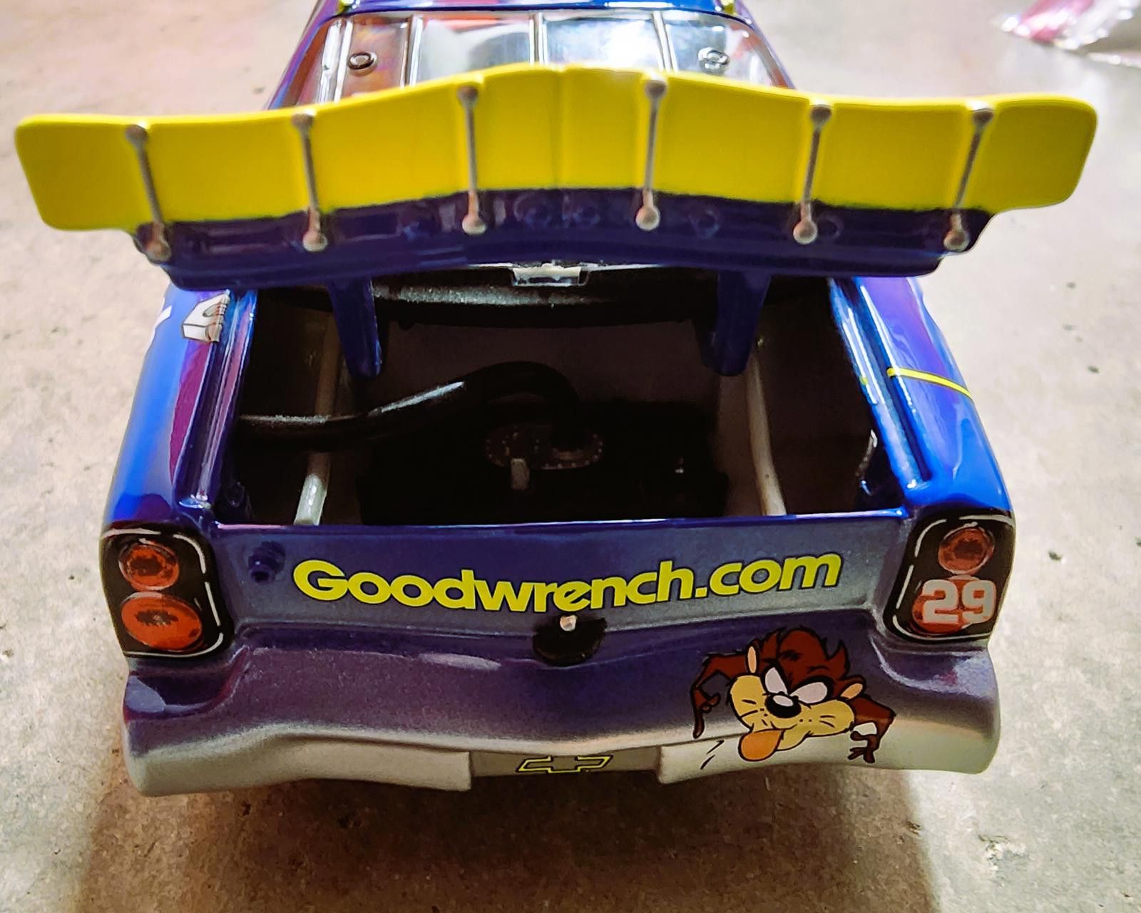 Other Kevin Harvick #29 GM Looney Tunes 2002 Monte Carlo die cast Size ONE SIZE - 7 Thumbnail