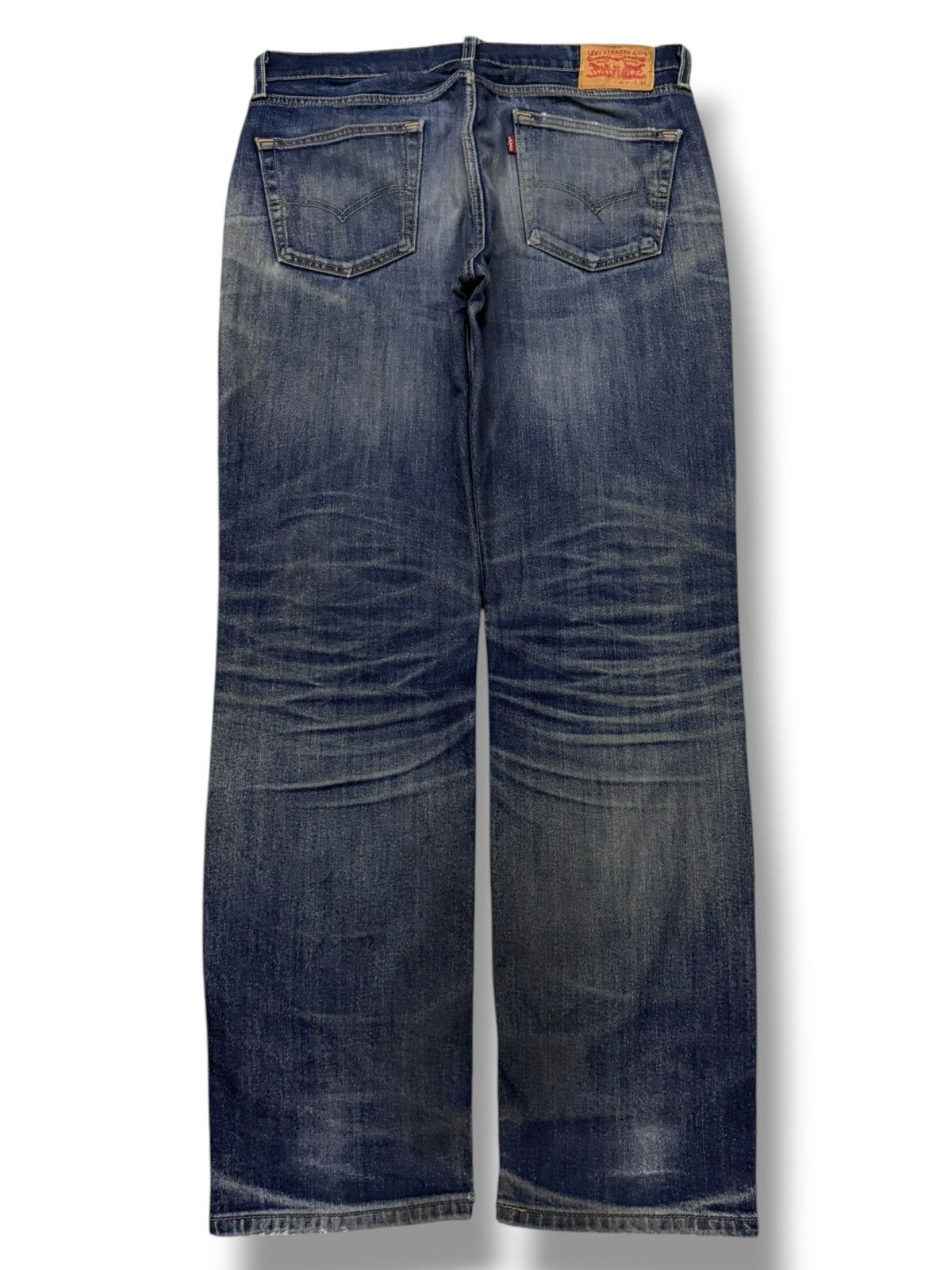 Levi's Vintage Levi’s 514 Denim Jeans | Vintage Straight Fit | W35 Size US 35 - 3 Thumbnail