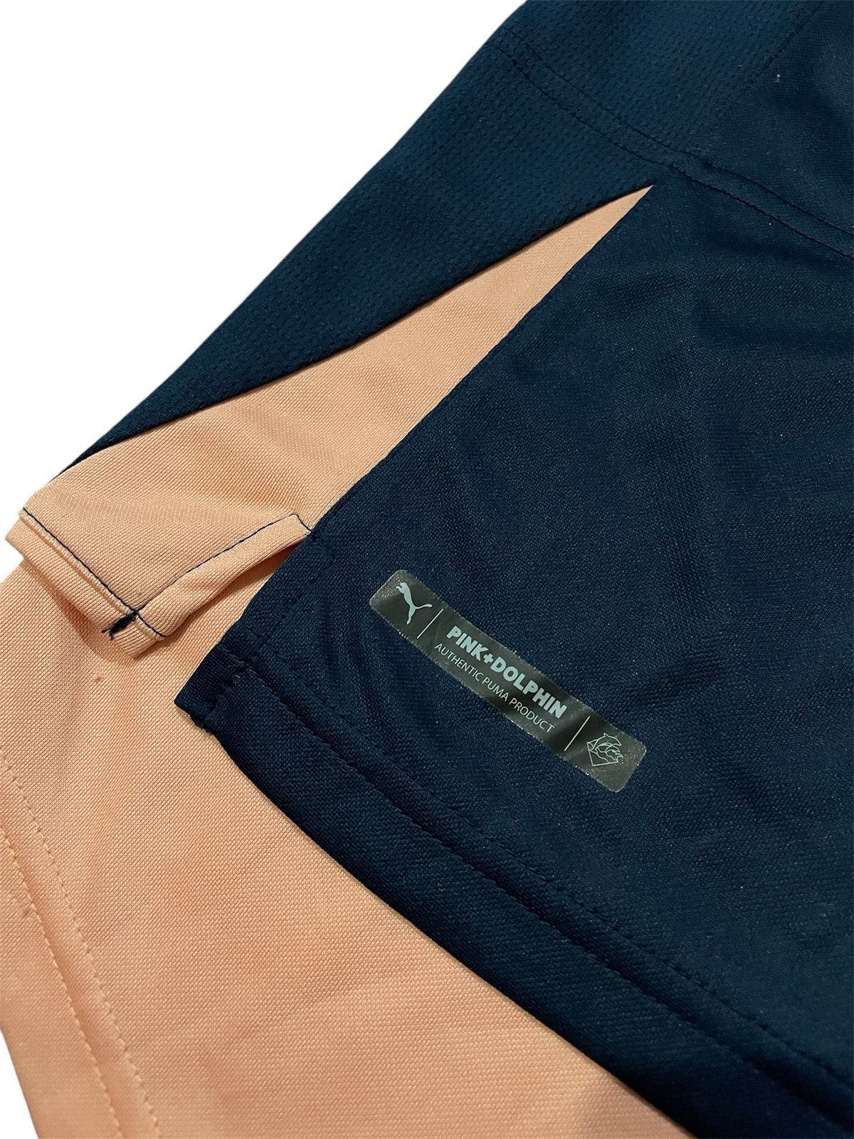 Pink Dolphin × Puma Puma Pink Dolphin Sample Jersey Size US M / EU 48-50 / 2 - 5 Thumbnail
