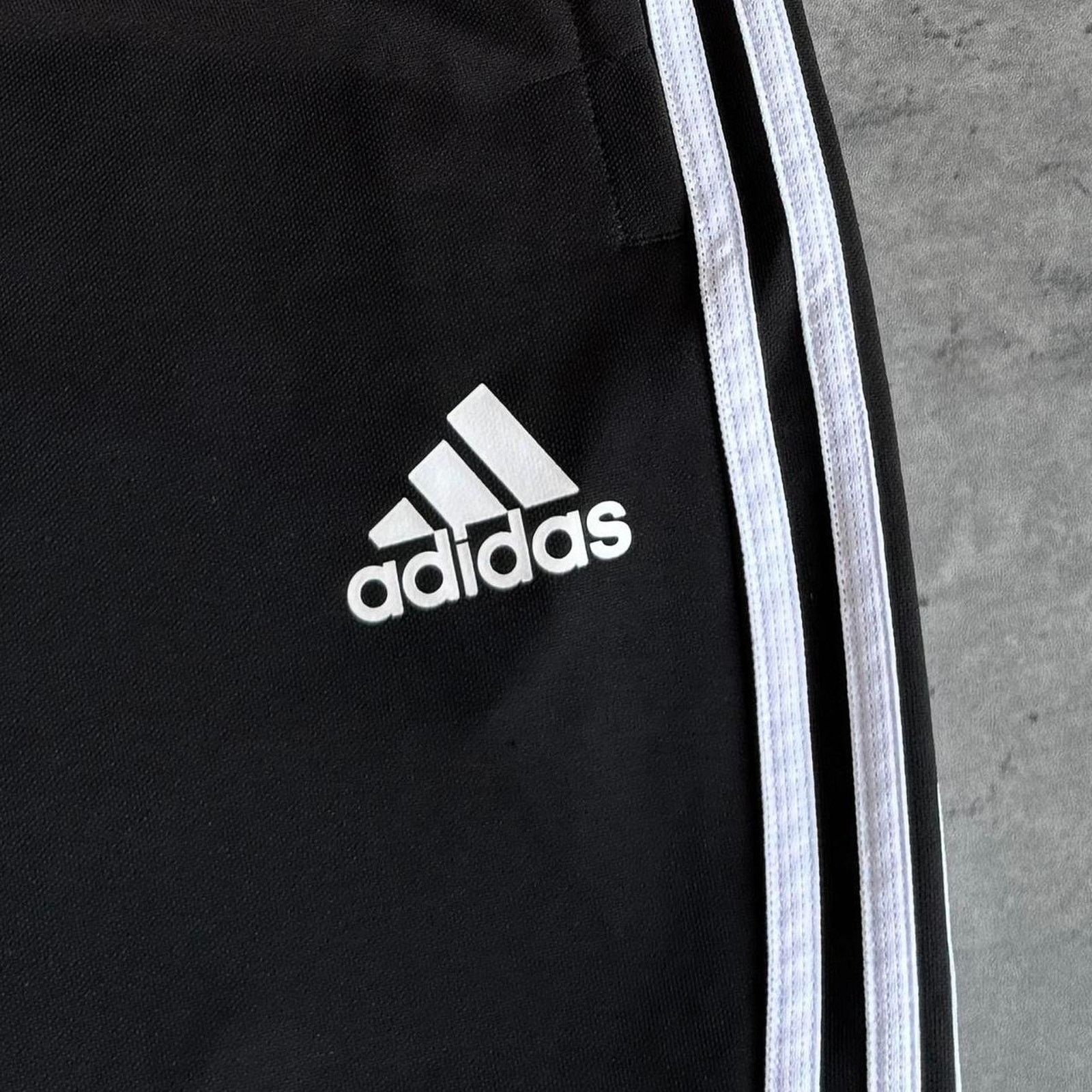 Adidas × Vintage Vintage Y2K Adidas Black & White Grunge Jogger Sweatpants Size US 34 / EU 50 - 3 Thumbnail