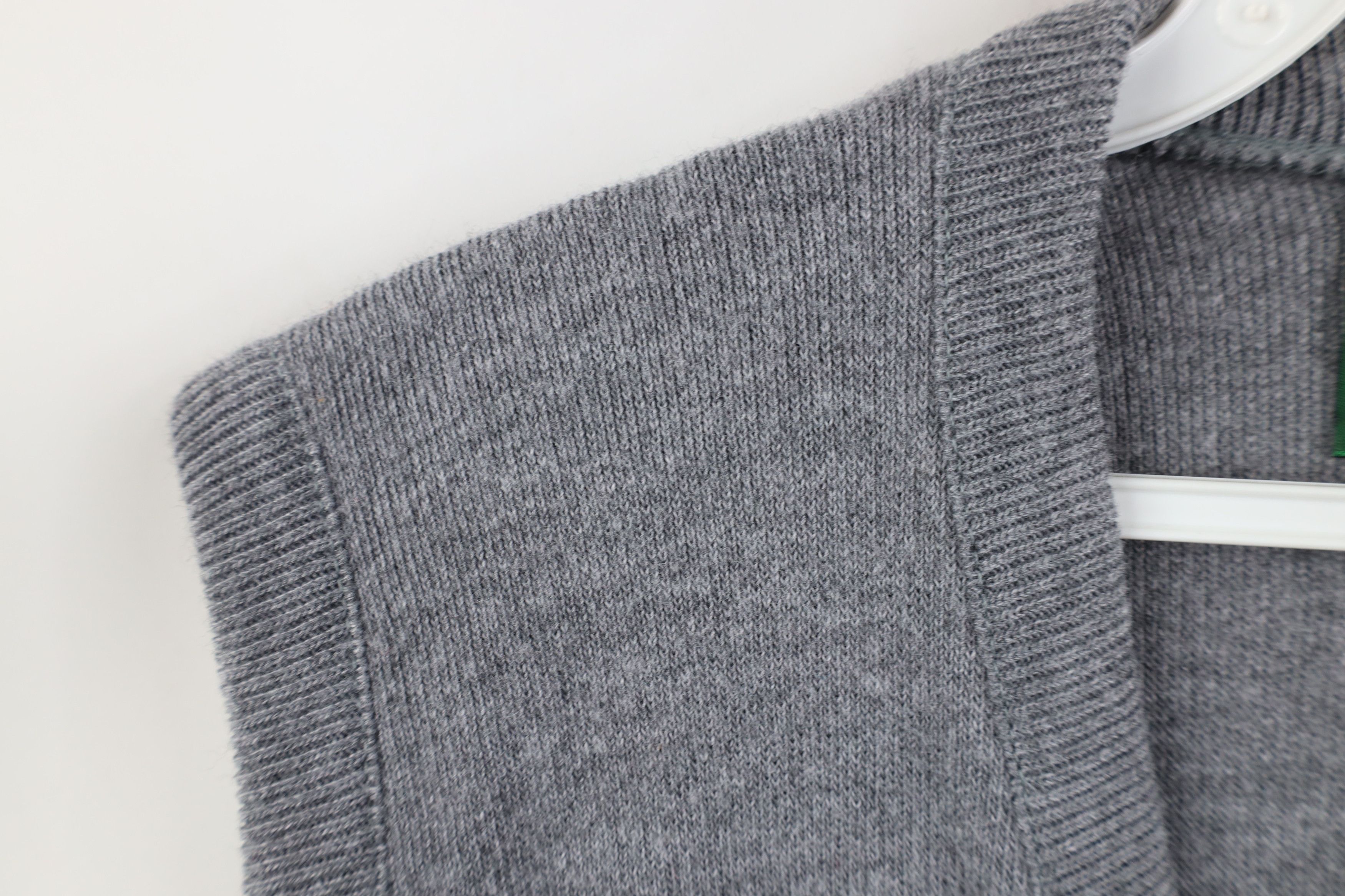 Vintage Vintage 70s Streetwear Knit V-Neck Sweater Vest Gray USA Size US M / EU 48-50 / 2 - 5 Thumbnail