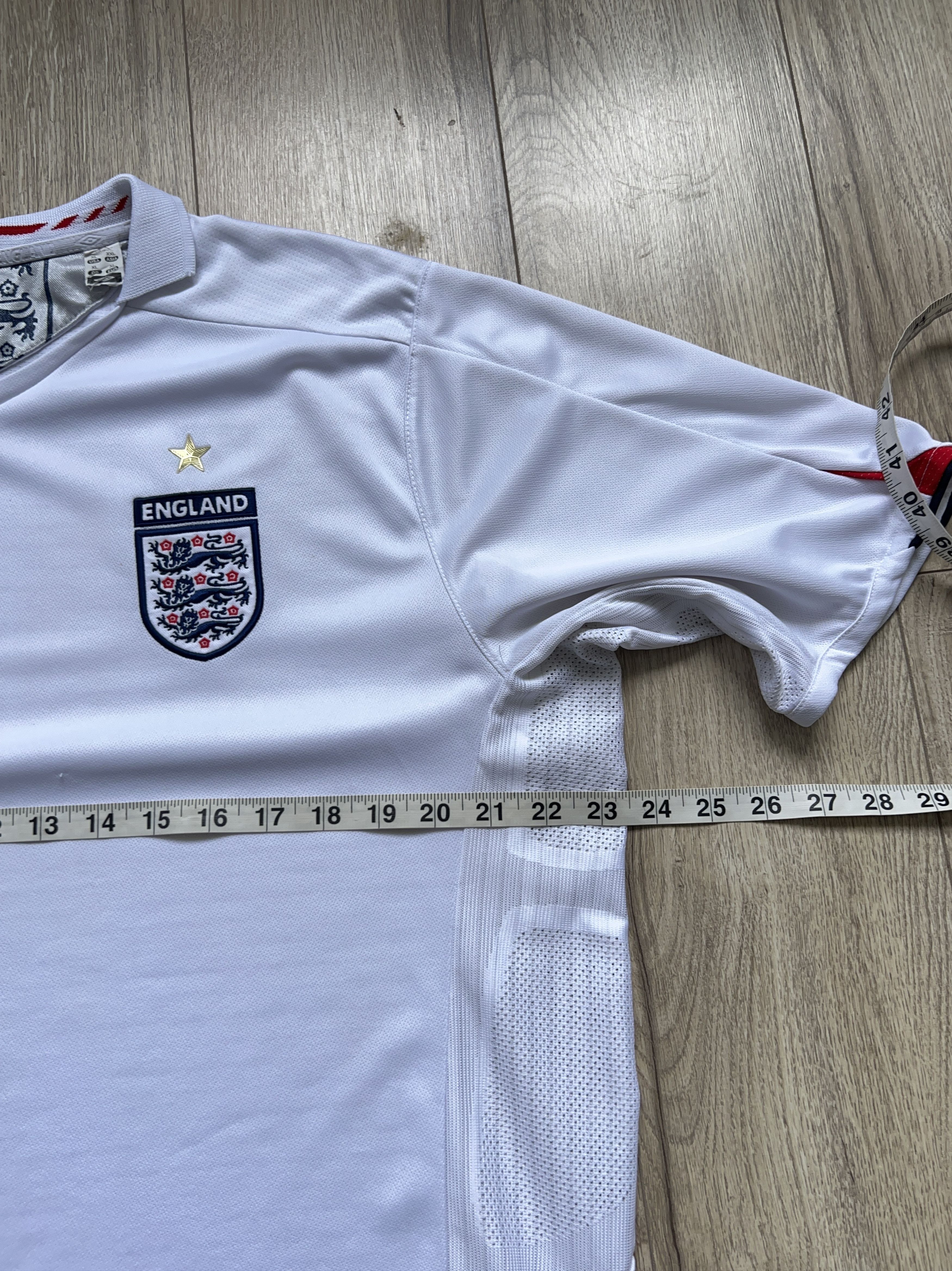 Umbro × Vintage Mens England National Team 2006 2007 Home Football XL Size US XL / EU 56 / 4 - 7 Thumbnail