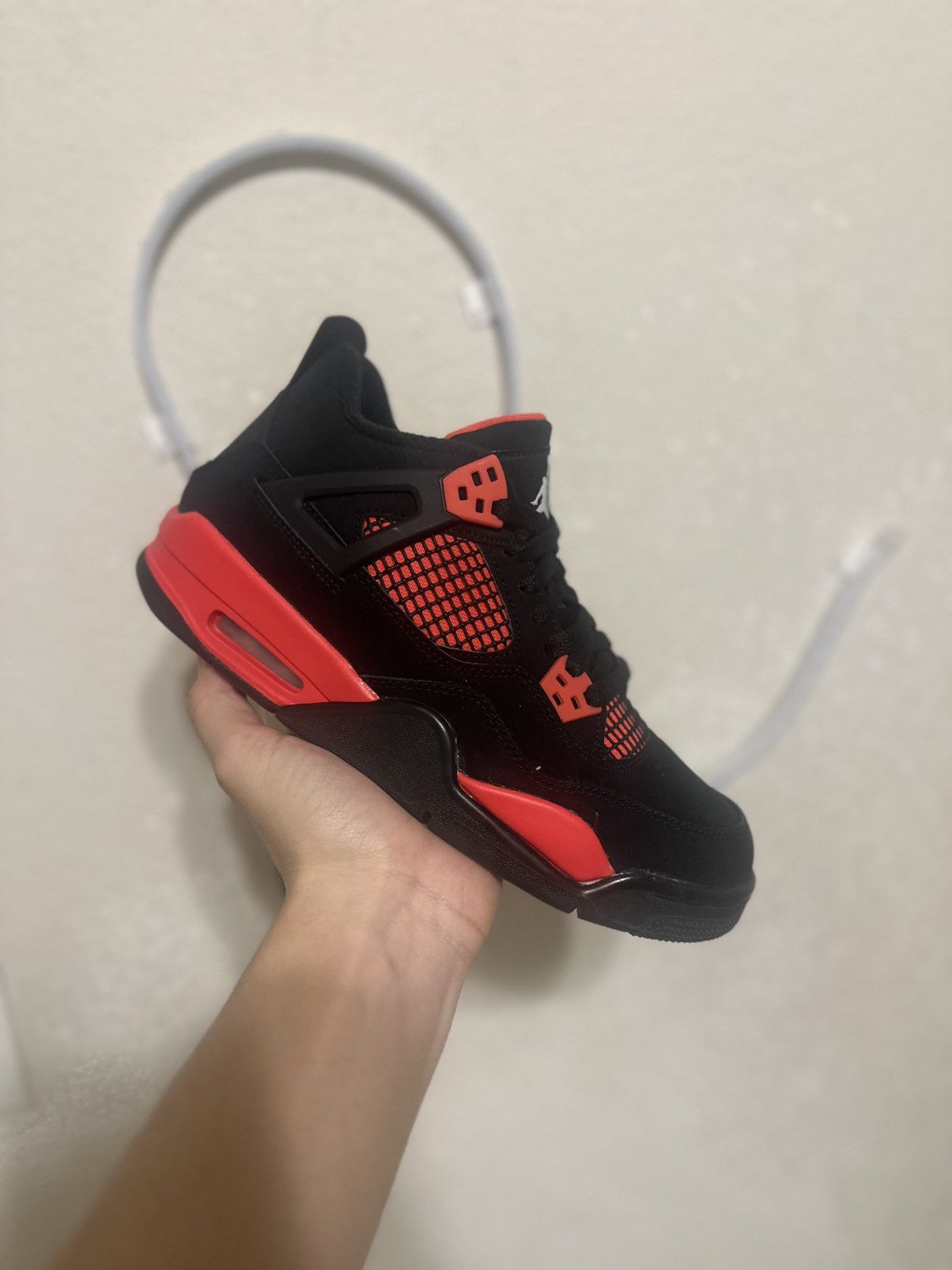 Jordan Brand Jordan 4 Red Thunder (gs) Size US 7 / EU 40 - 1 Thumbnail