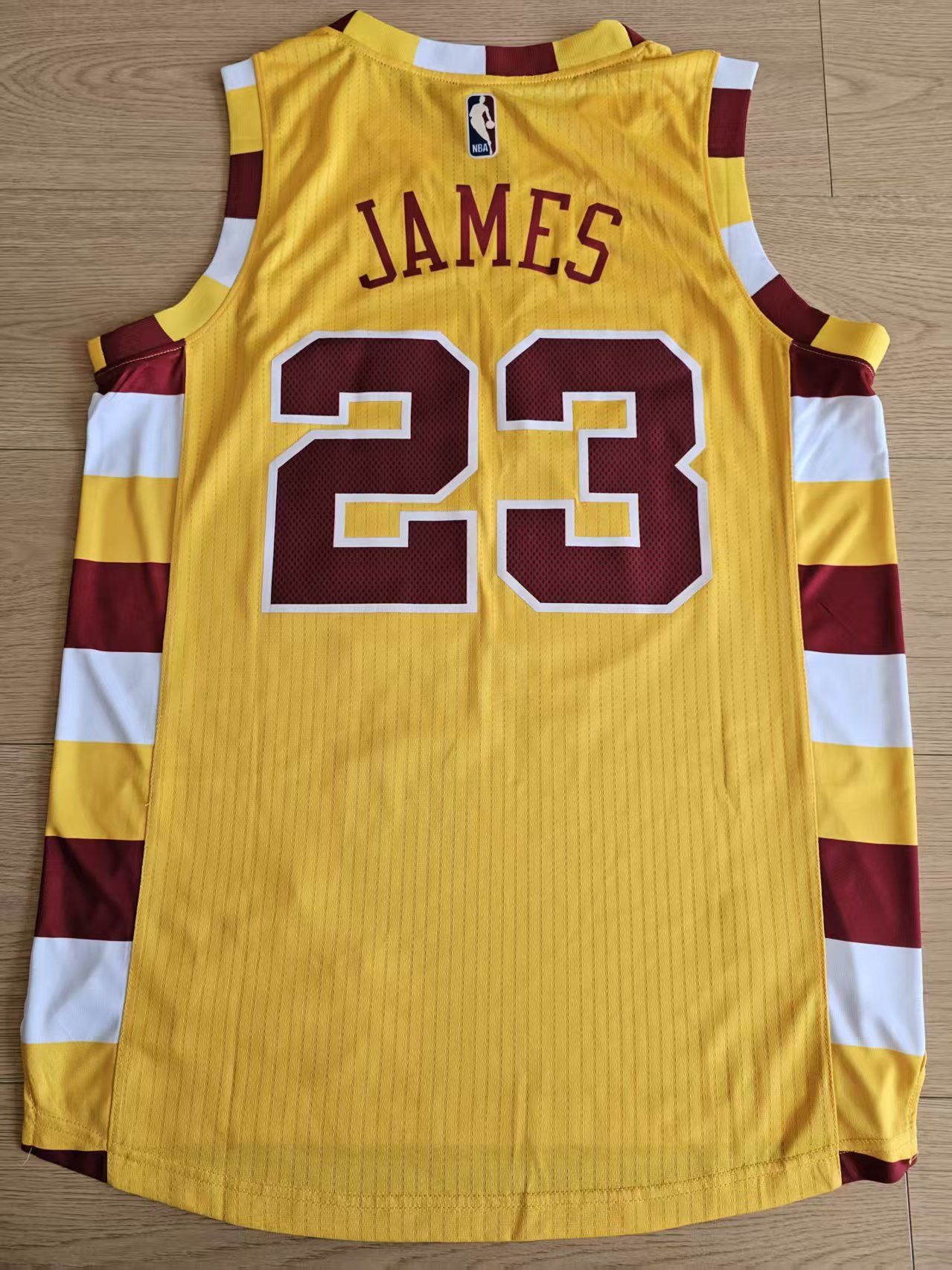 NBA Cleveland Cavaliers #23 LeBron James Jersey Size US XL / EU 56 / 4 - 2 Thumbnail