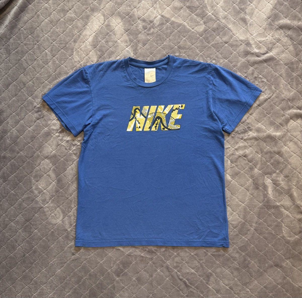 Nike × Vintage Vintage y2k Nike Big Logo Tee Shirt Size US M / EU 48-50 / 2 - 1 Thumbnail