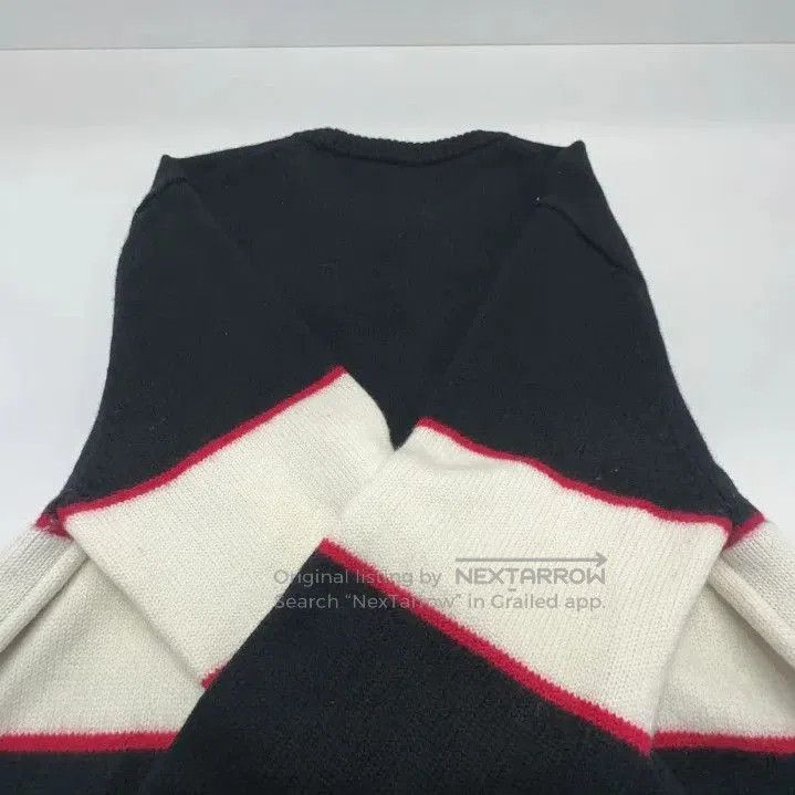 Givenchy Givenchy Men's Letter Logo Intarsia Knit Sweater. Size US L / EU 52-54 / 3 - 5 Thumbnail