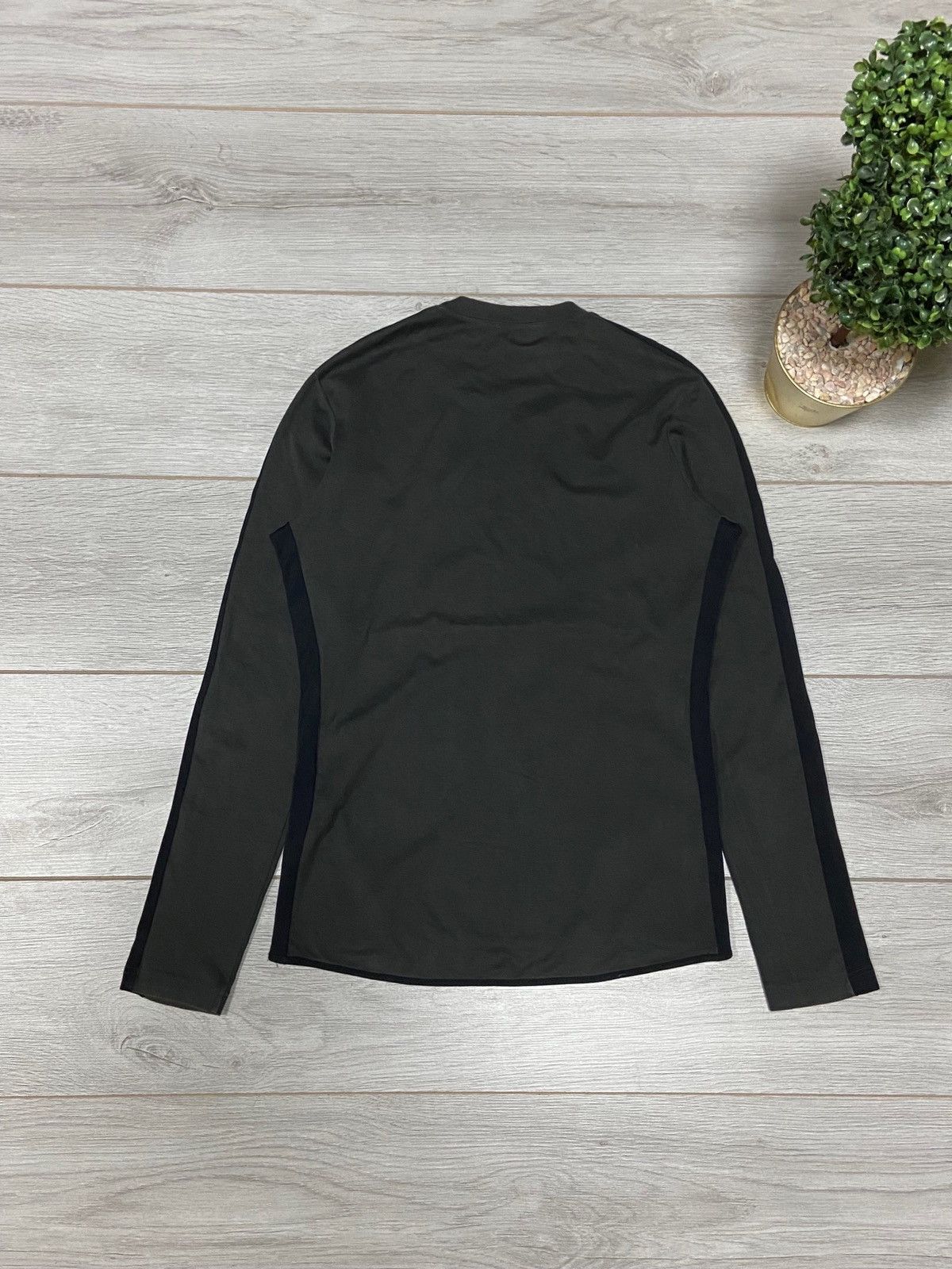 Prada Prada red tab vintage long sleeve Size US M / EU 48-50 / 2 - 8 Thumbnail