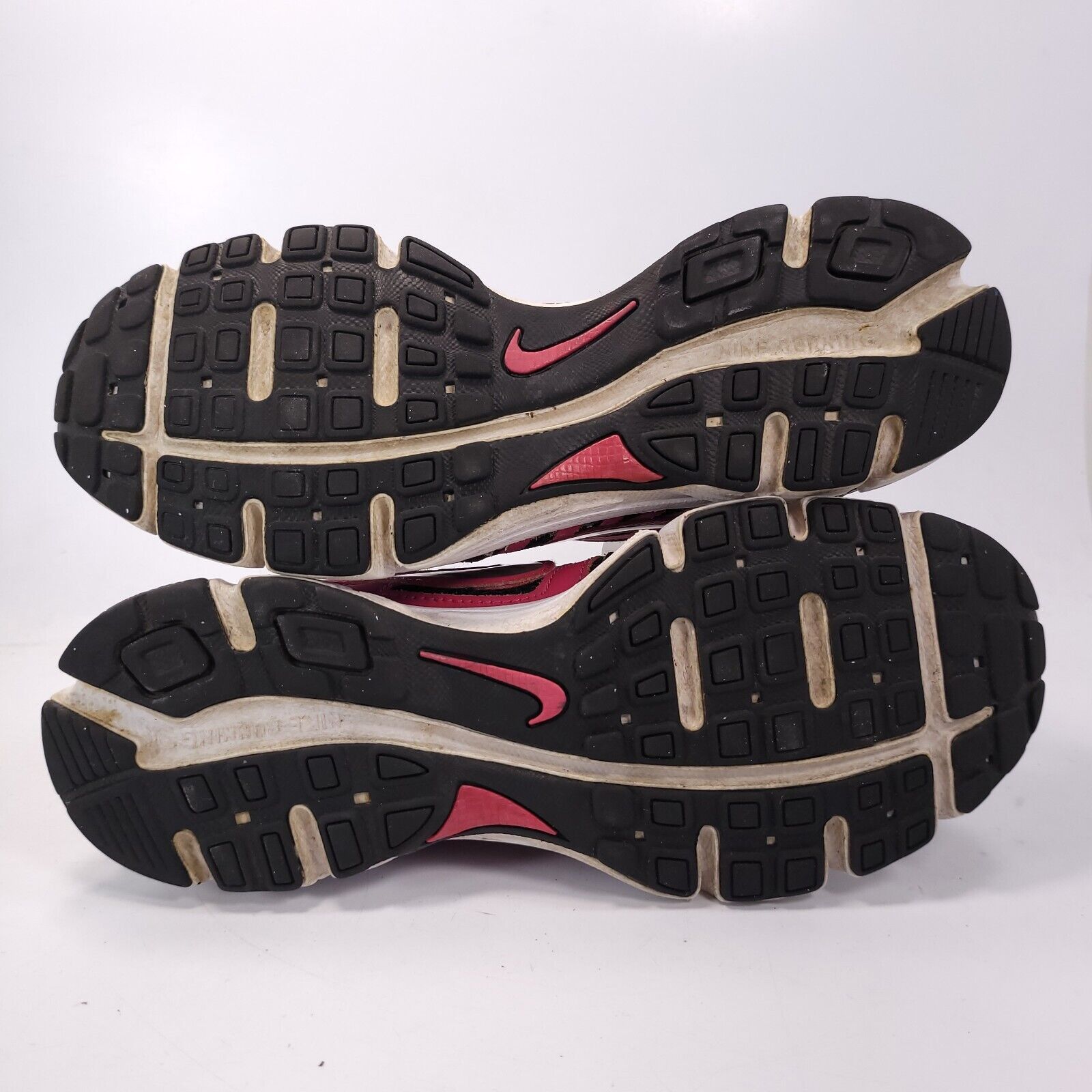 Nike Nike Downshifter 5 Shoe Womens Size 7 537571-004 Black Pink Size US 7 / IT 37 - 7 Thumbnail
