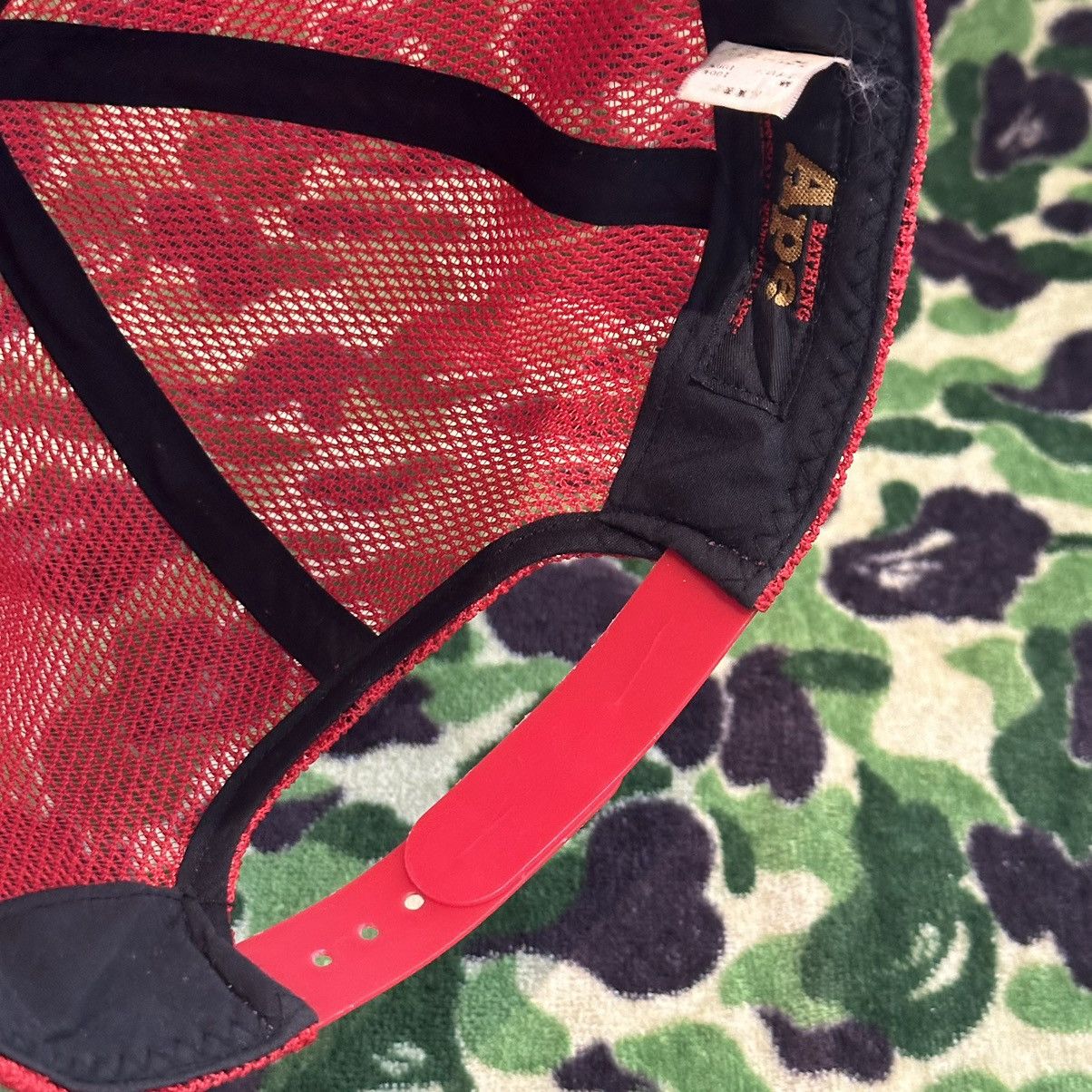 Bape RED COLOR CAMO MESH CAP Size ONE SIZE - 8 Thumbnail