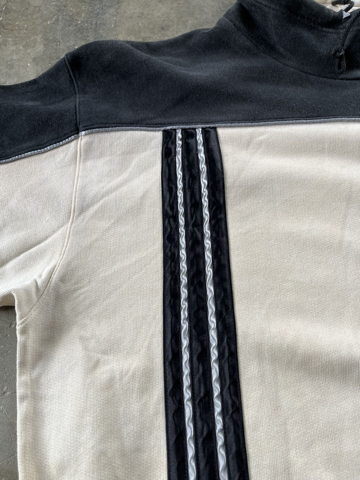 Adidas × Descente × Vintage Vintage Adidas Stripe Central Logo Sweetshirts 90s Japan Size US L / EU 52-54 / 3 - 4 Thumbnail
