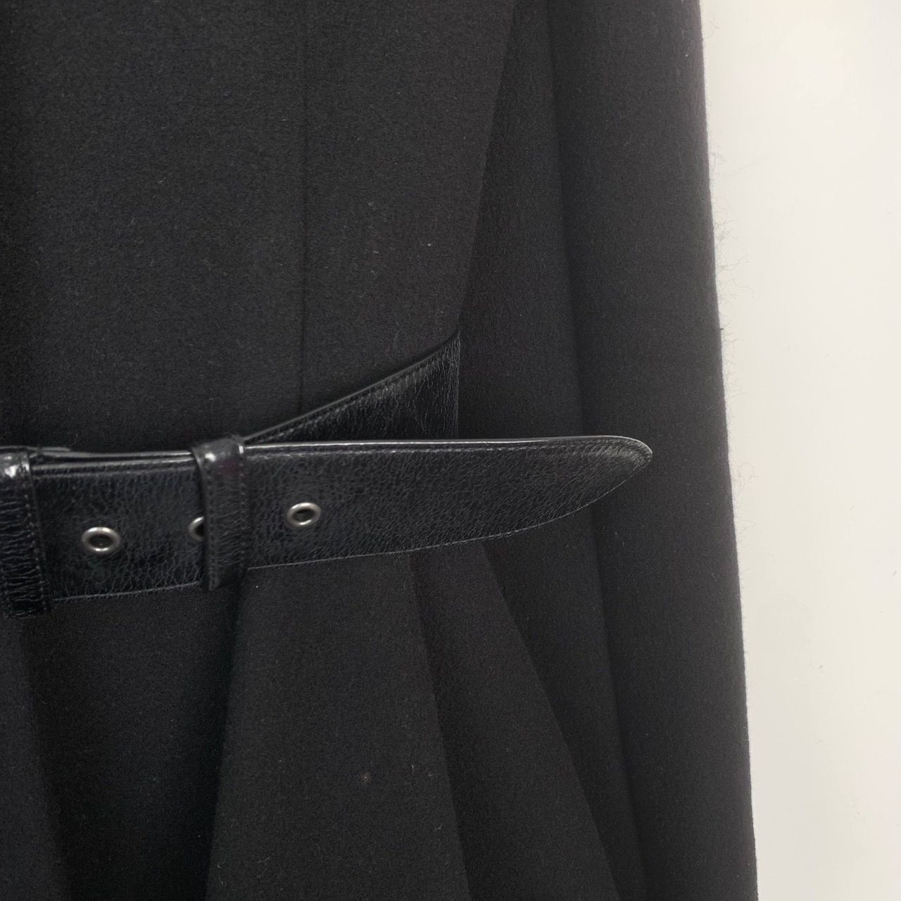 Miu Miu [MiuMiu] Notched Lapel Belted Black Coat 38/S Size S / US 4 / IT 40 - 4 Thumbnail