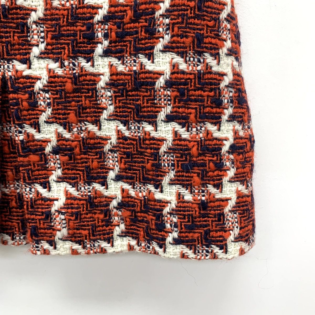 Gucci Gucci Red Houndstooth Wool Knit Mini Skirt K26WX Size 28" / US 6 / IT 42 - 4 Thumbnail