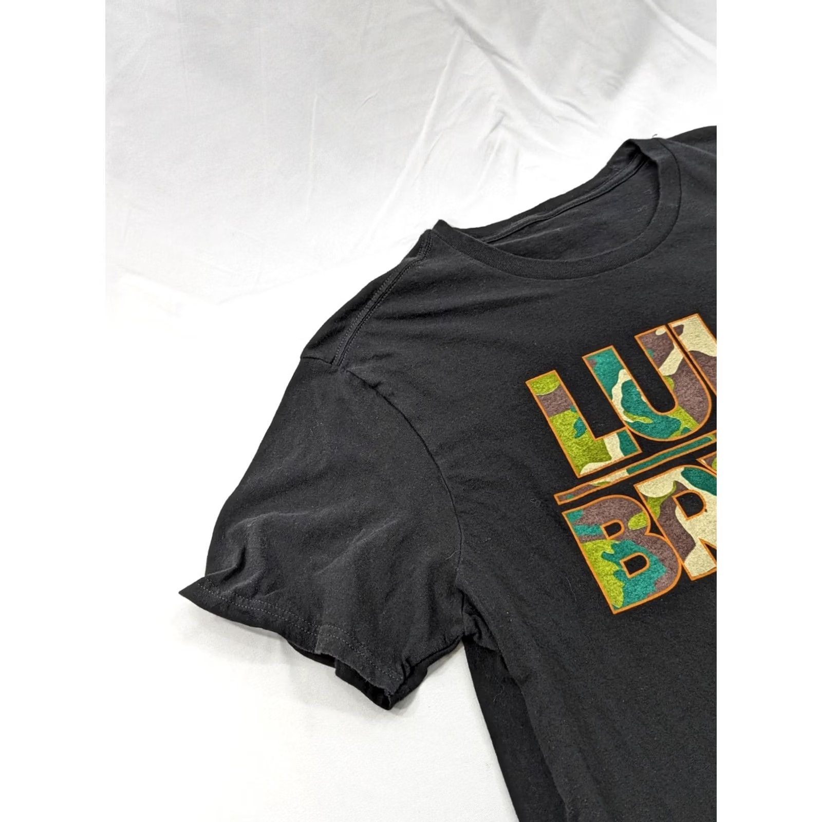 Vintage LUKE BRYAN 2018 What Makes You Country Black Tour Concert T-SHIRT M/L Shirt Unisex Adults Graphic Tee Kansas? Size US L / EU 52-54 / 3 - 2 Thumbnail