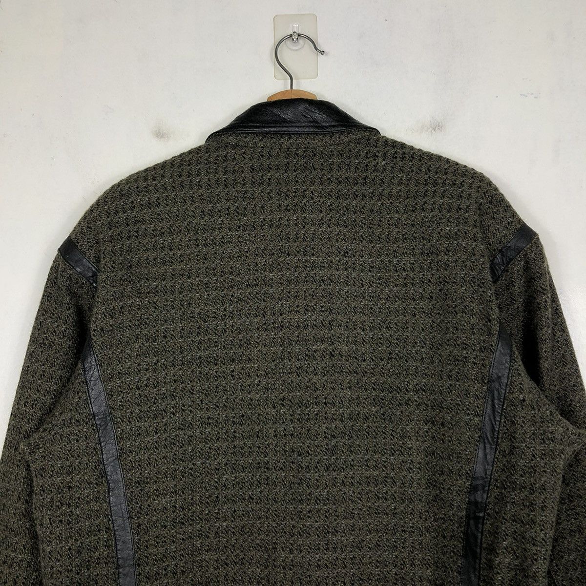 Japanese Brand 📌VINTAGE CROPPED BIKER BOMBER JACKET CACHAREL ISSEY MIYAKE Size US M / EU 48-50 / 2 - 10 Thumbnail