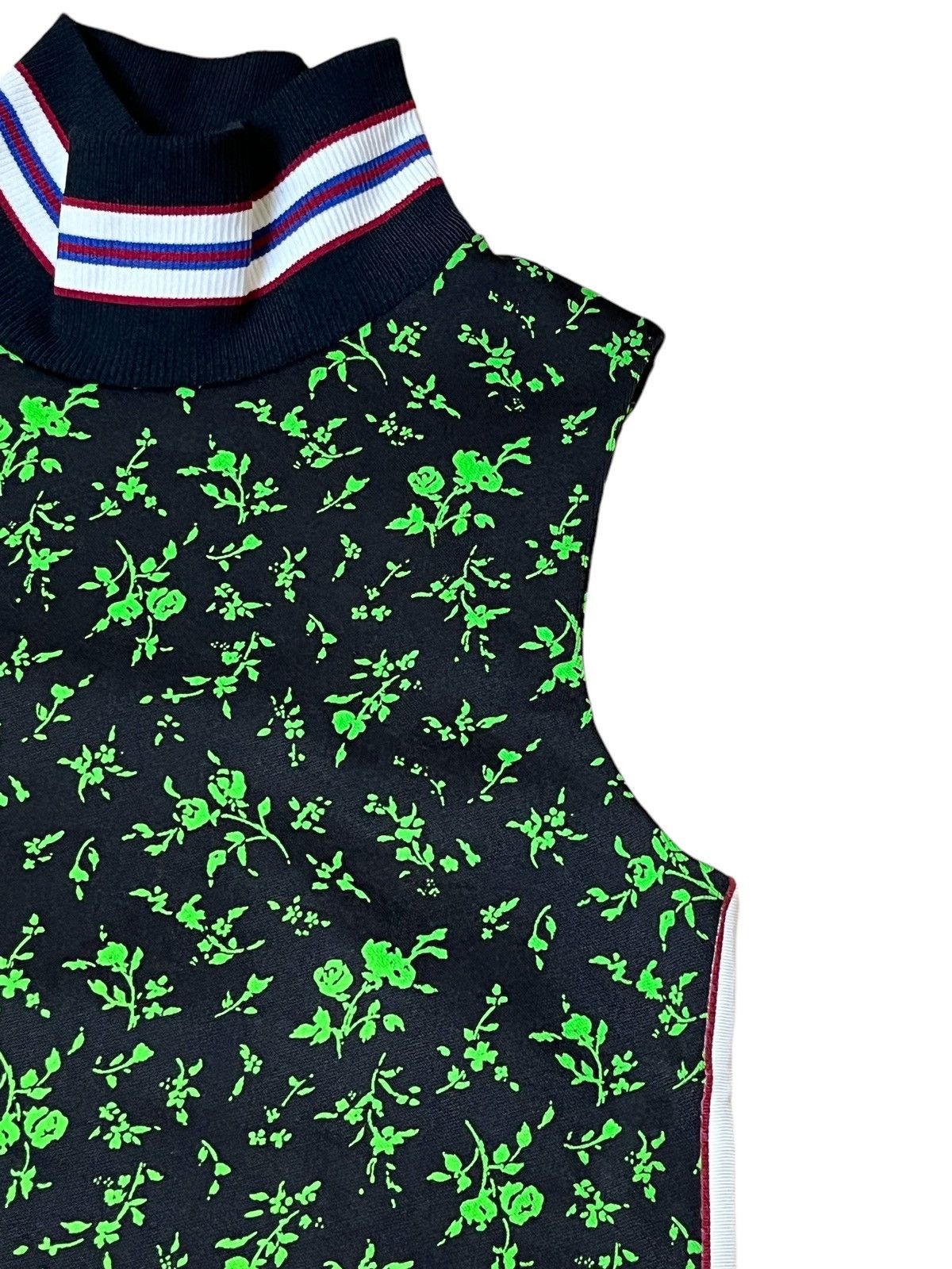 Maison MIHARA YASUHIRO MIHARA YASUHIRO ABSTRACT FLORAL HIGH NECK SLEEVELESS SHIRT Size US S / EU 44-46 / 1 - 7 Thumbnail