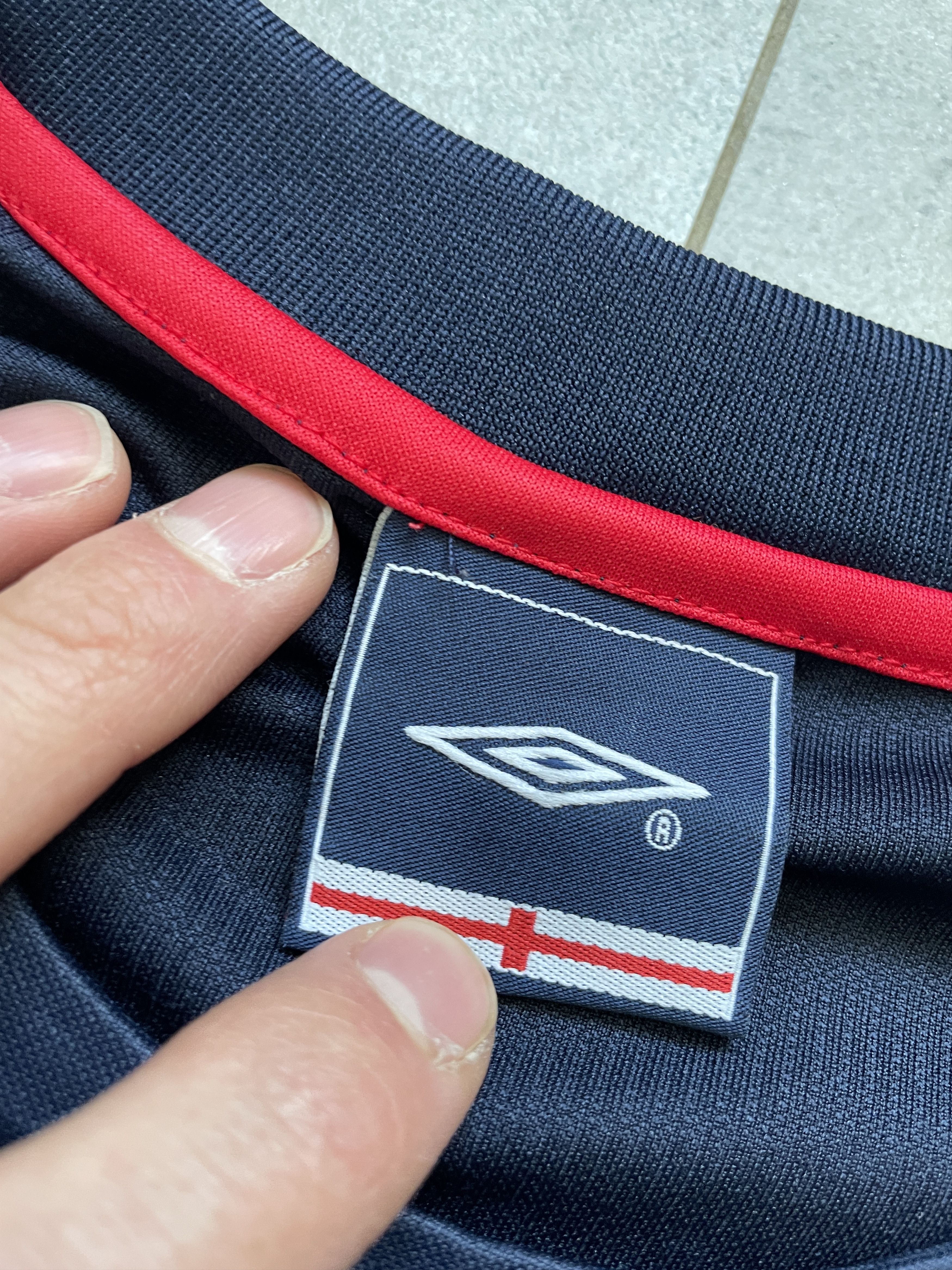 Umbro Y2K 2004 ENGLAND SOCCER BLOKECORE NAVY UMVRO JERSEY Size US XL / EU 56 / 4 - 4 Thumbnail