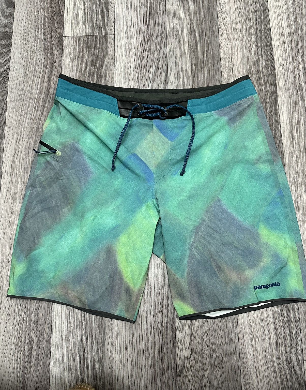 Patagonia × The Recycled Planet Patagonia hydro series boardshorts from recycled materials Size US 34 / EU 50 - 1 Thumbnail
