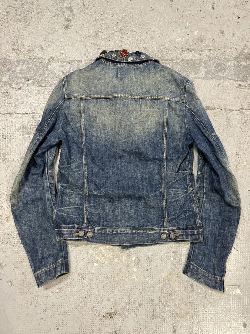 Designer × Pierre Balmain × Vintage SS2012 Pierre Balmain Winner Pins Faded Denim Jacket Size US M / EU 48-50 / 2 - 5 Thumbnail