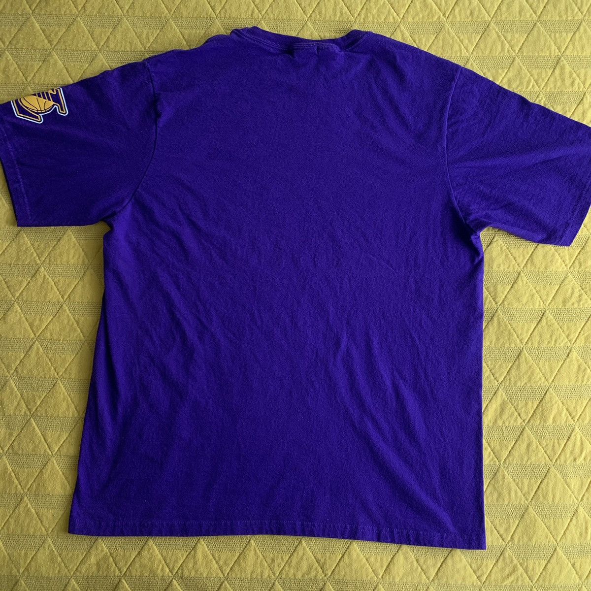 Adidas × NBA Retro LA LAKERS ADIDAS T-SHIRT LARGE RIP KOBE Size US L / EU 52-54 / 3 - 3 Thumbnail