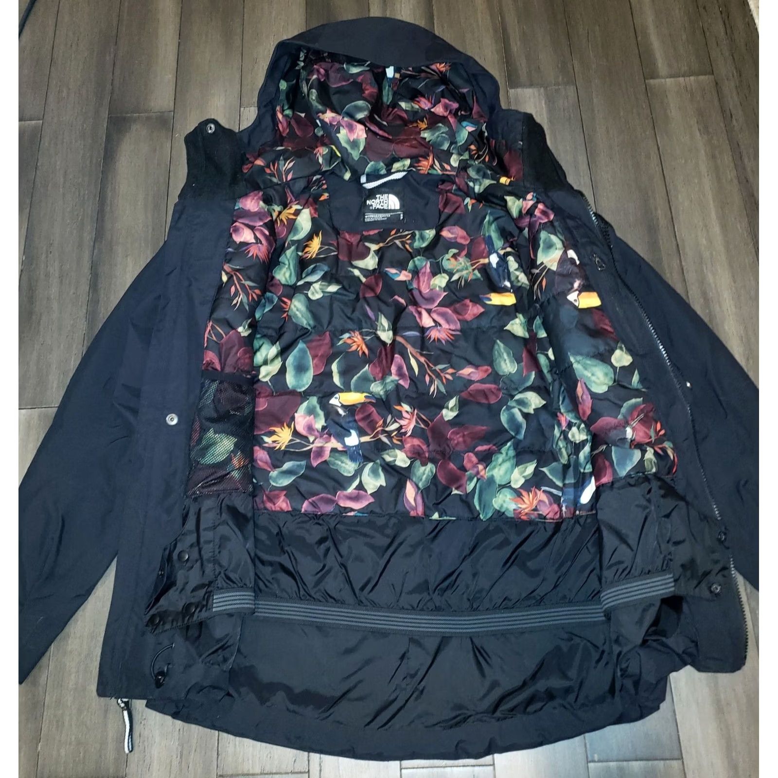 The North Face The North Face Jacket Women's Superlu Black S Lined Dri-Vent Toucan Multicolor Blue Character Size S / US 4 / IT 40 - 2 Thumbnail